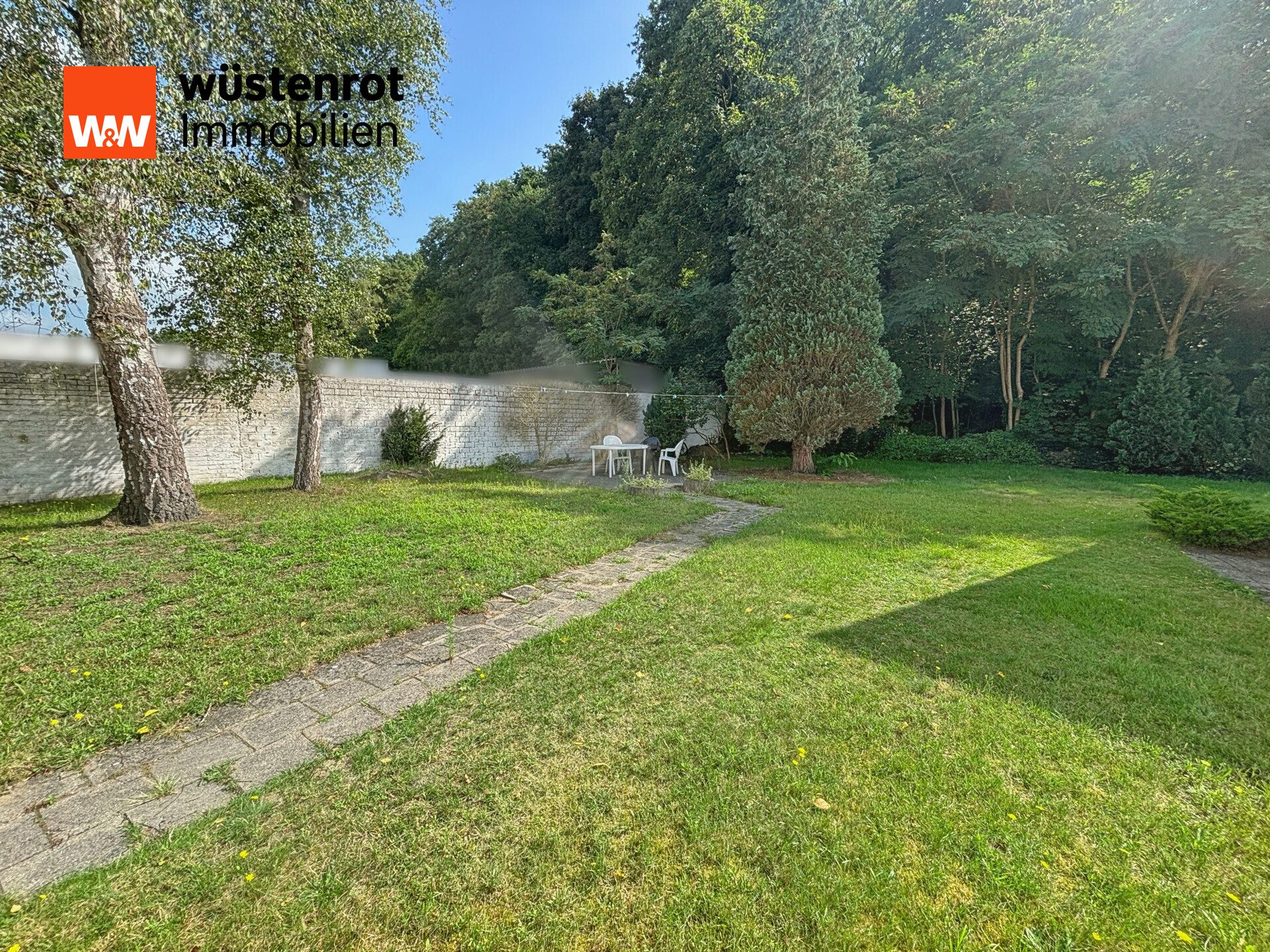 Immobilienangebot - Meppen - Alle - Vermietete Erdgeschosswohnung auf großem Erbpachtgrundstück!