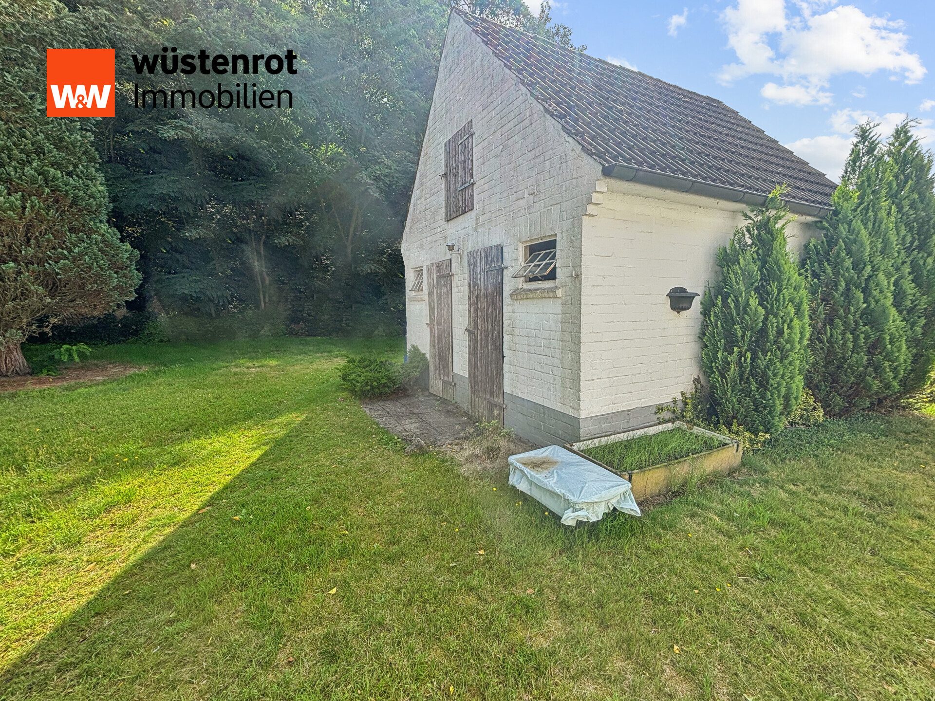 Immobilienangebot - Meppen - Alle - Vermietete Erdgeschosswohnung auf großem Erbpachtgrundstück!