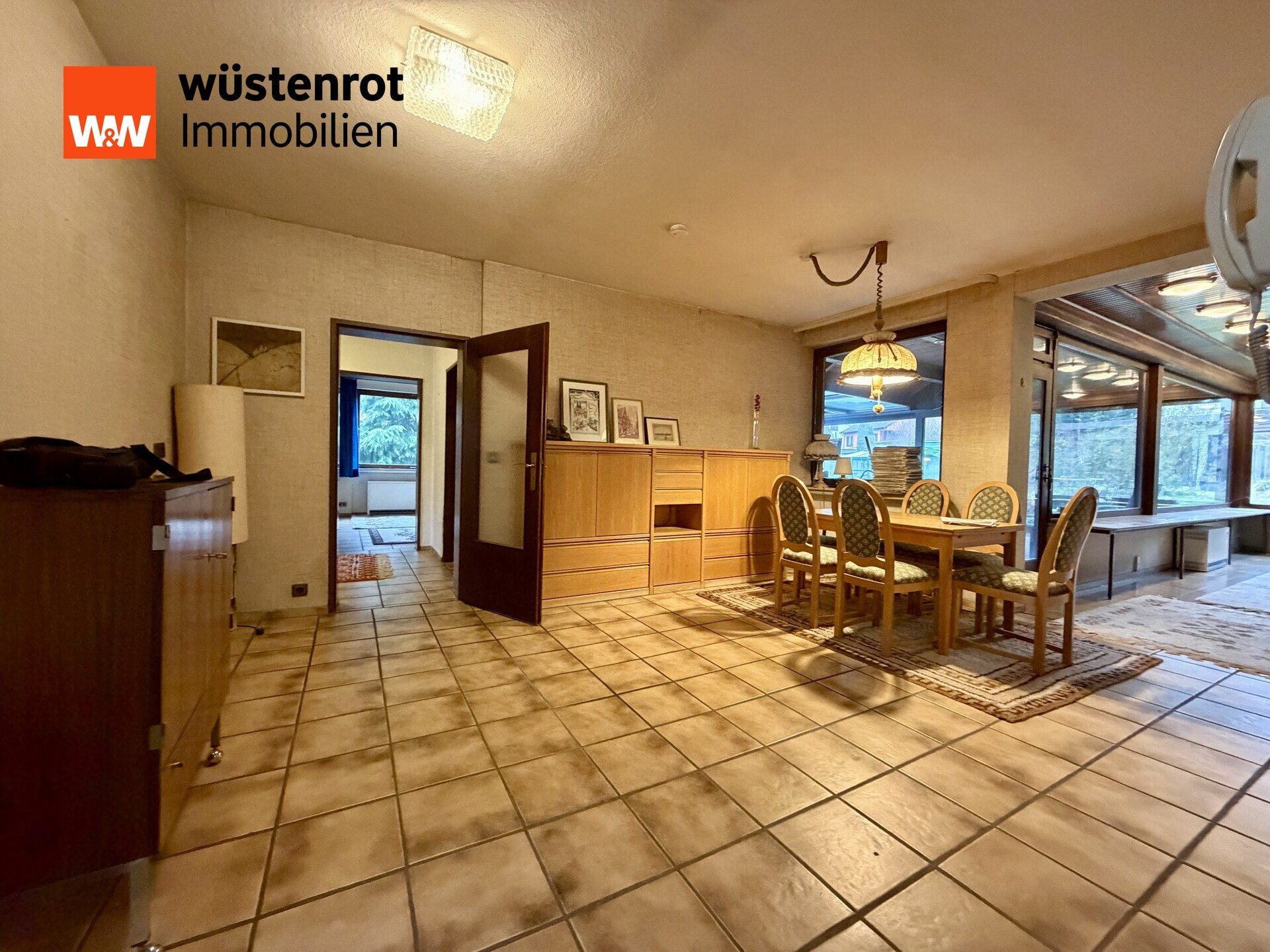 Immobilienangebot - Alfeld (Leine) - Alle - Großzügiger Bungalow mit Traumgrundstück & 2 Garagen
