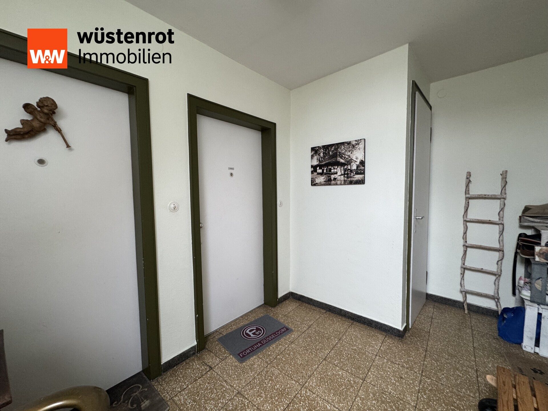 Immobilienangebot - Düsseldorf - Alle - Energetisch saniertes Wohn- und Geschäftshaus in zentraler Lage von Düsseldorf