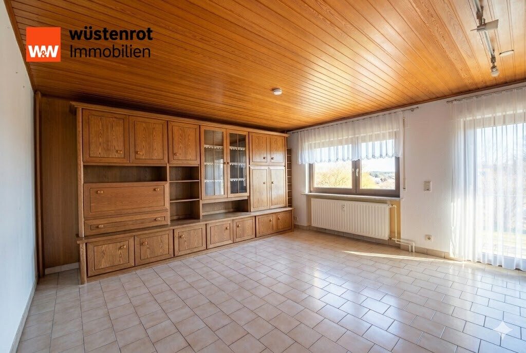 Immobilienangebot - Schotten / Sichenhausen - Alle - Platz für Familie, Hobbys und Ideen – Einfamilienhaus mit Scheune und großem Grundstück in Schotten-Sichenhausen