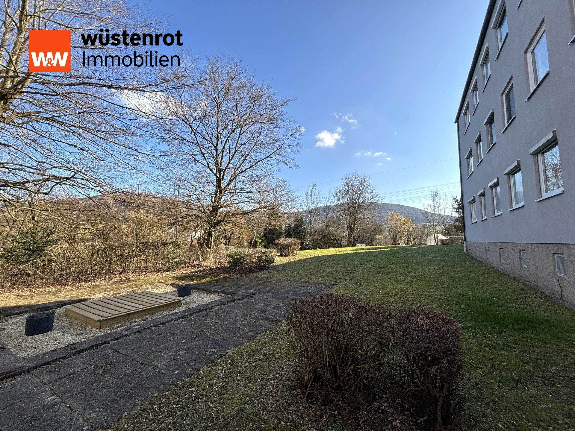 Immobilienangebot - Hersbruck - Alle - 3-Z-ETW mit Balkon und Stellplatz