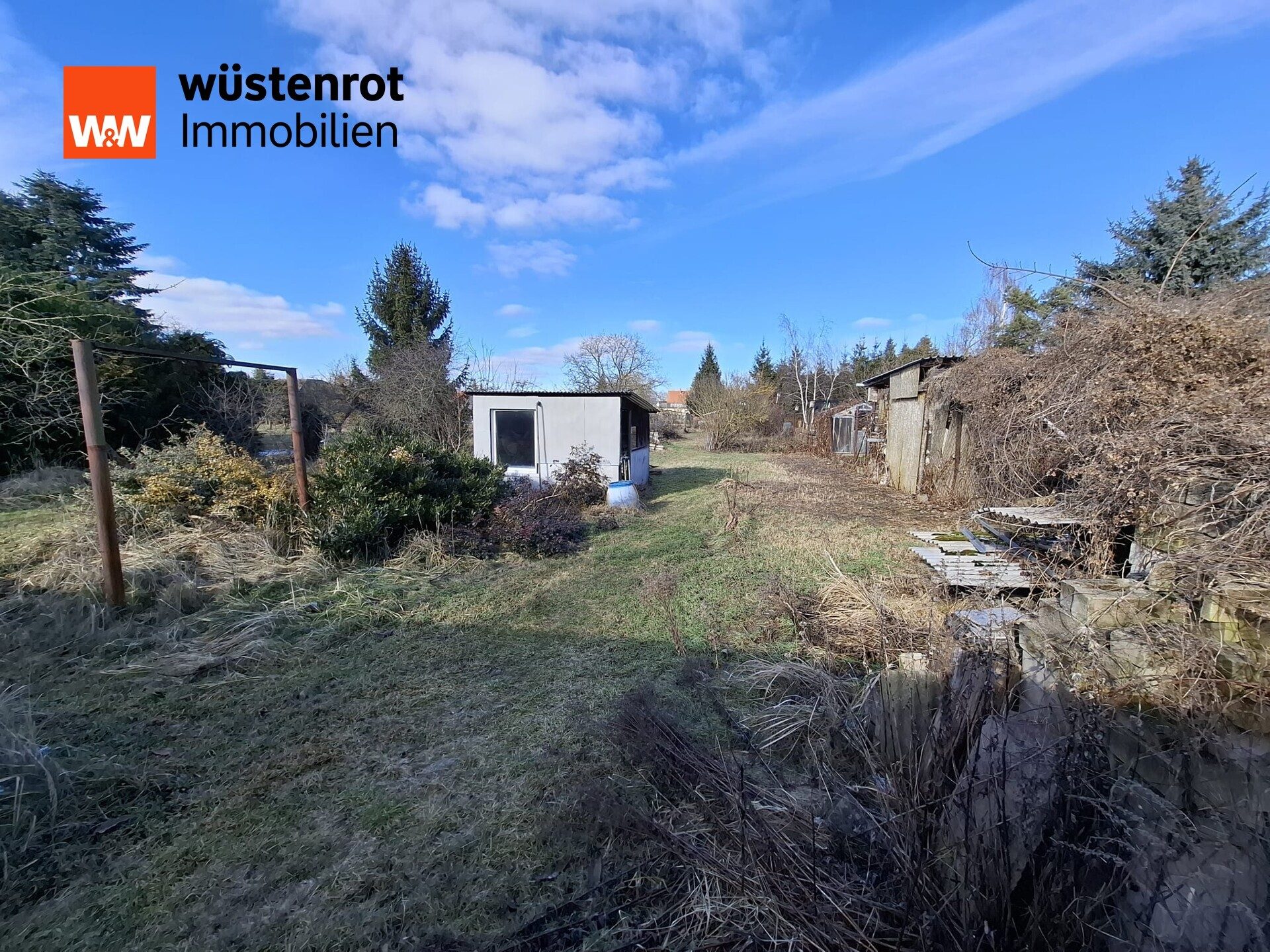 Immobilienangebot - Schwielowsee - Alle - Doppelhaushälfte mit traumhaftem Grundstück und Ausbaupotenzial für ein zusätzliches Hinterhaus in Schwielowsee zu verkaufen...