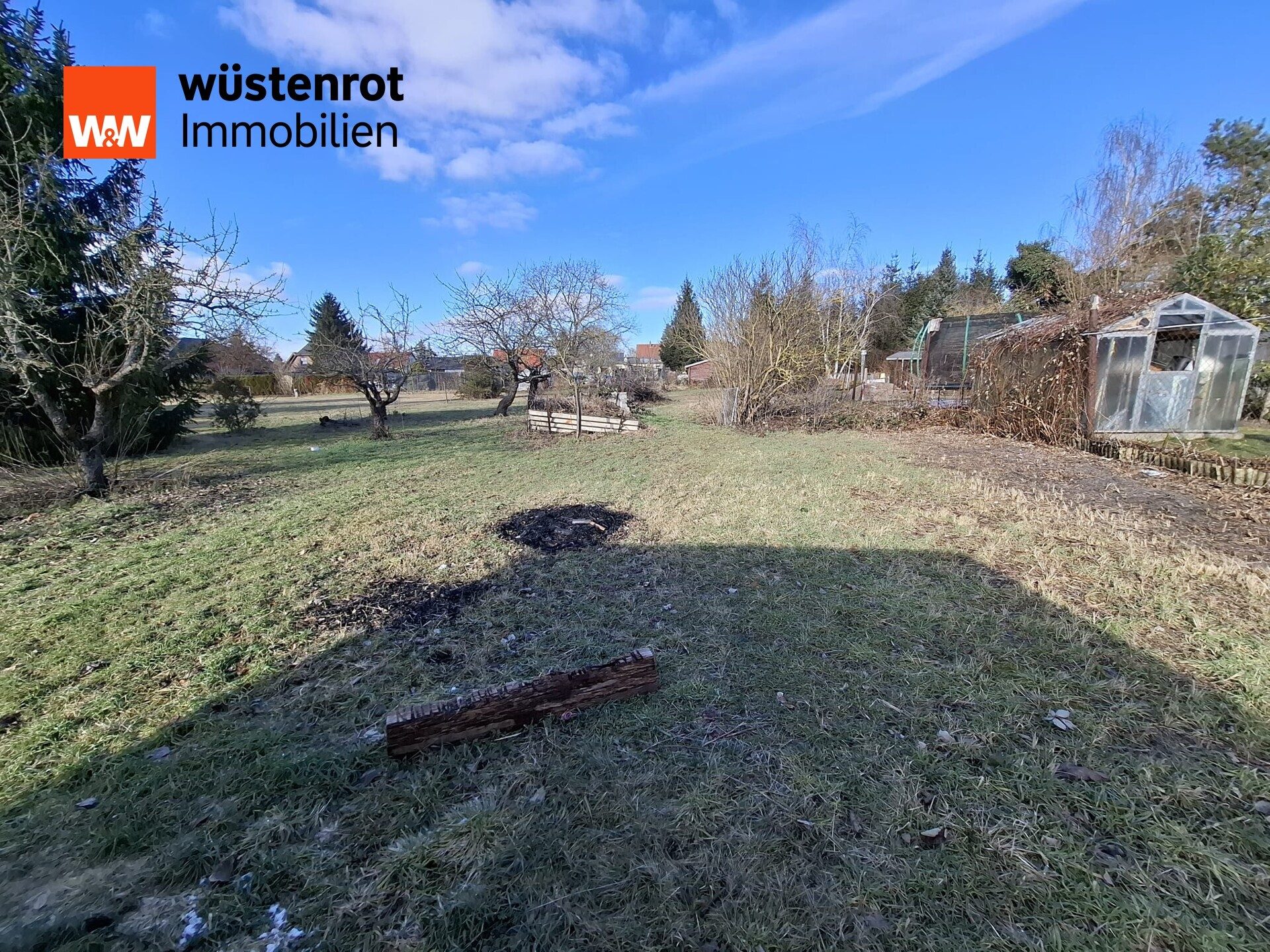 Immobilienangebot - Schwielowsee - Alle - Doppelhaushälfte mit traumhaftem Grundstück und Ausbaupotenzial für ein zusätzliches Hinterhaus in Schwielowsee zu verkaufen...