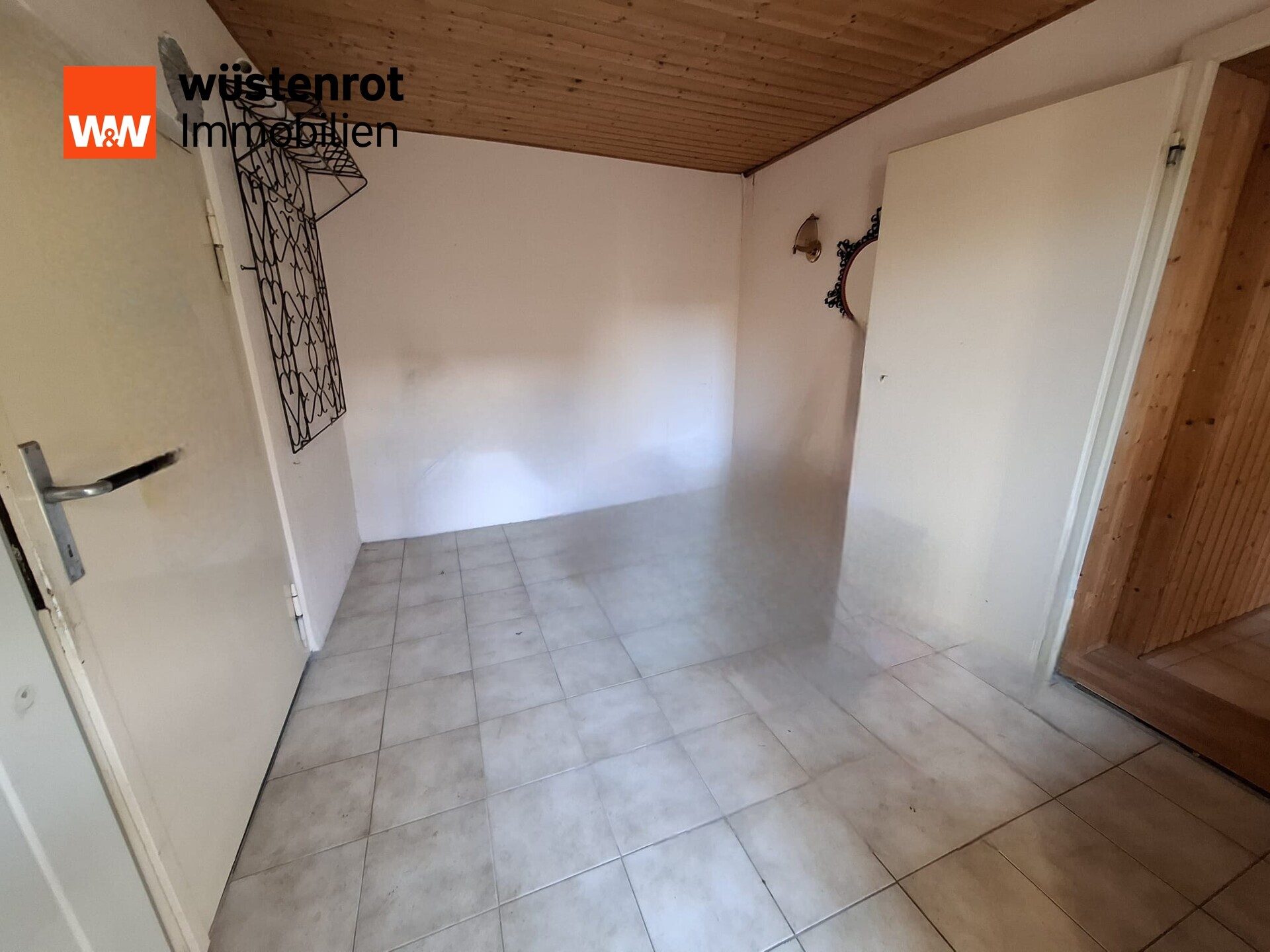 Immobilienangebot - Schwielowsee - Alle - Doppelhaushälfte mit traumhaftem Grundstück und Ausbaupotenzial für ein zusätzliches Hinterhaus in Schwielowsee zu verkaufen...