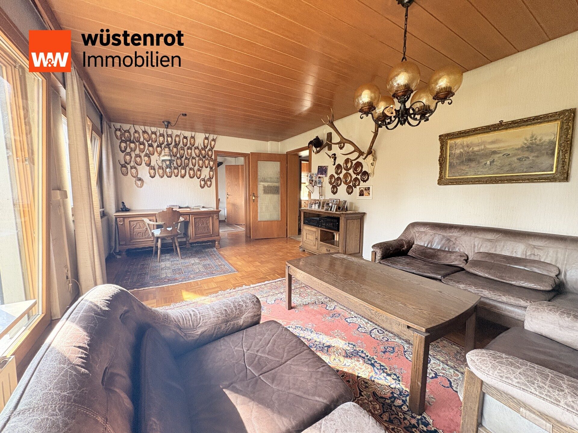 Immobilienangebot - Niefern-Öschelbronn - Alle - Einfamilienhaus mit großem Grundstück und Ausbaupotenzial in Öschelbronn