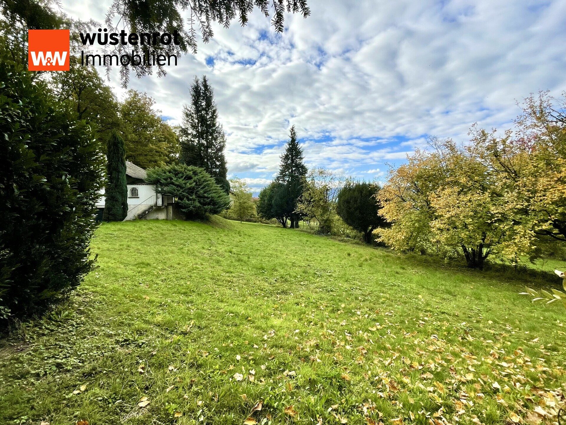 Immobilienangebot - Gaggenau - Alle - URLAUBSGEFÜHL in toller Lage : Kleines Einfamilienhaus mit großem Grundstück, Terrasse, Carport uvm.