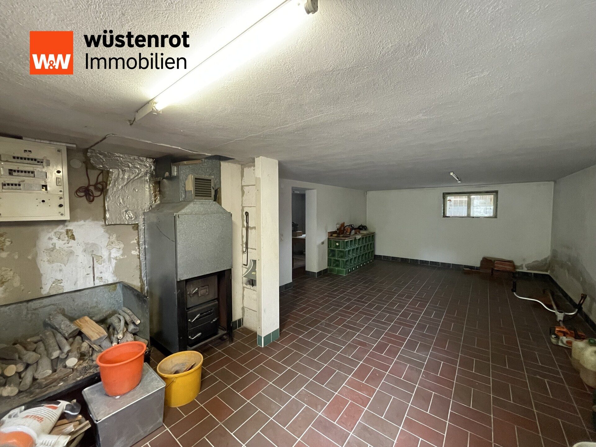 Immobilienangebot - Gaggenau - Alle - URLAUBSGEFÜHL in toller Lage : Kleines Einfamilienhaus mit großem Grundstück, Terrasse, Carport uvm.