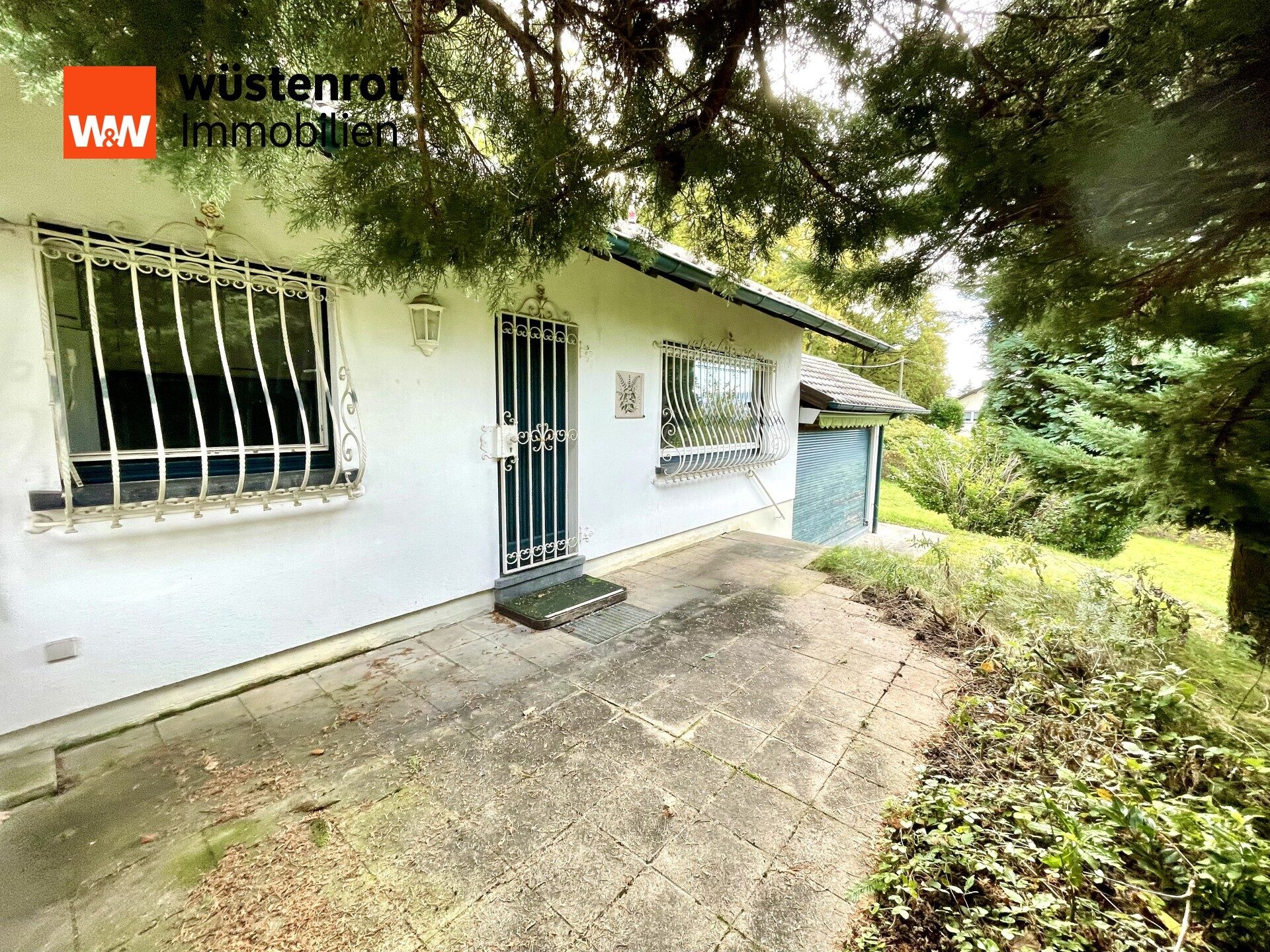 Immobilienangebot - Gaggenau - Alle - URLAUBSGEFÜHL in toller Lage : Kleines Einfamilienhaus mit großem Grundstück, Terrasse, Carport uvm.