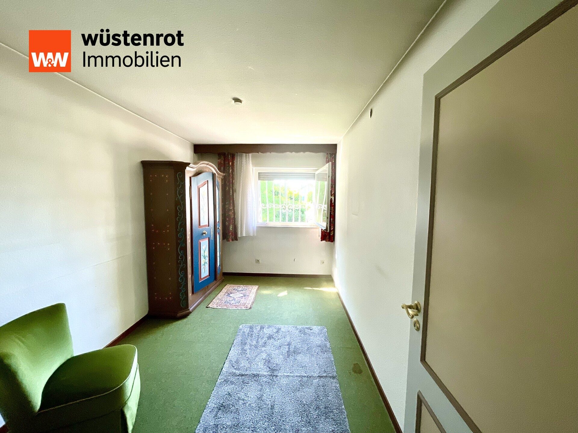Immobilienangebot - Gaggenau - Alle - URLAUBSGEFÜHL in toller Lage : Kleines Einfamilienhaus mit großem Grundstück, Terrasse, Carport uvm.