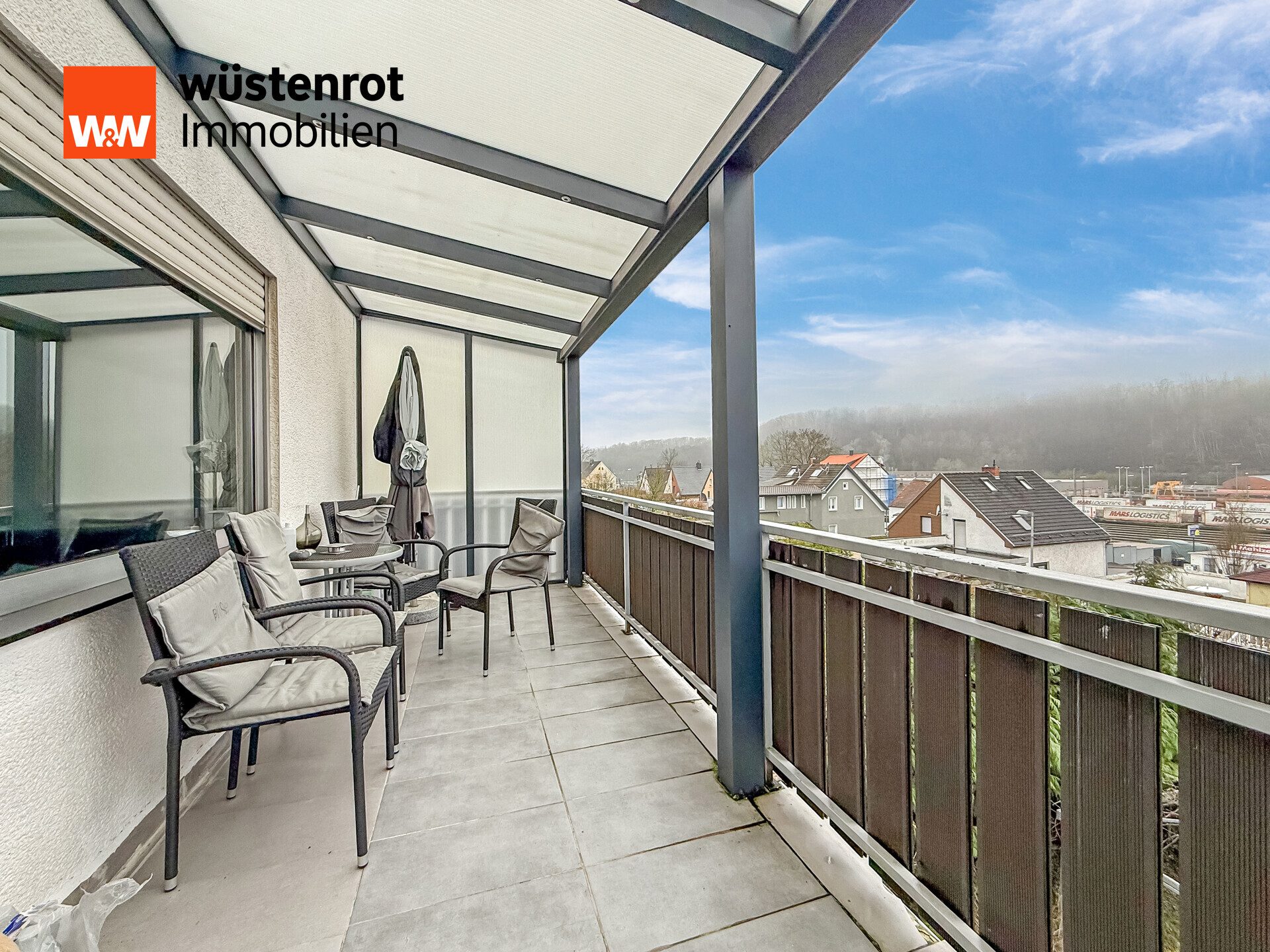 Immobilienangebot - Saarbrücken / Jägersfreude - Alle - RESERVIERT!!!
Doppelhaushälfte mit Balkon in ruhiger Wohnlage von Saarbrücken-Jägersfreude