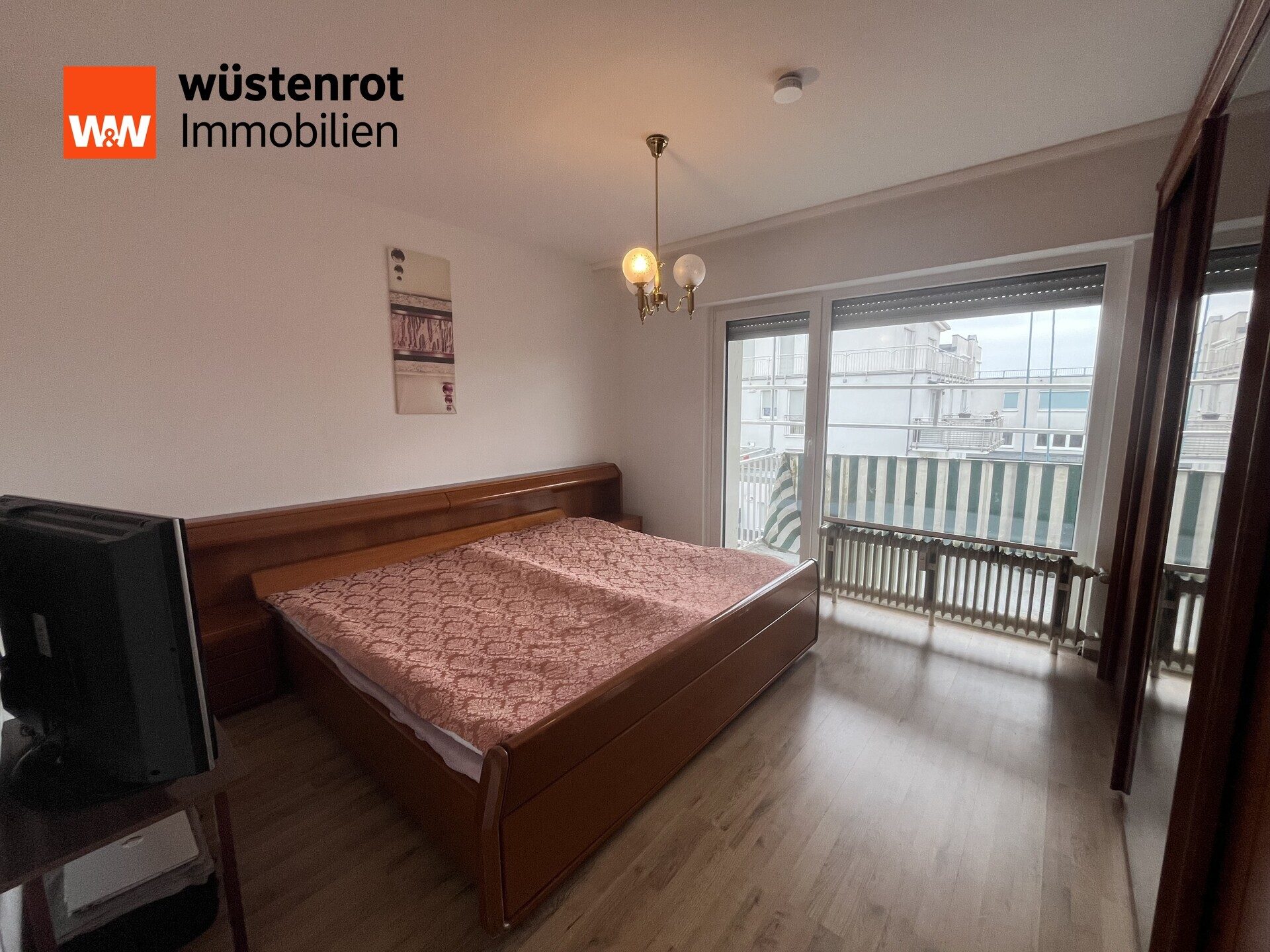 Immobilienangebot - Dreieich - Alle - Modernisierte Eigentumswohnung mit 2 Balkonen und Stellplatz