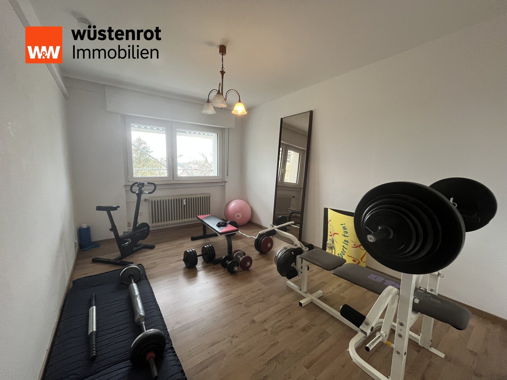 Immobilienangebot - Dreieich - Alle - Modernisierte Eigentumswohnung mit 2 Balkonen und Stellplatz