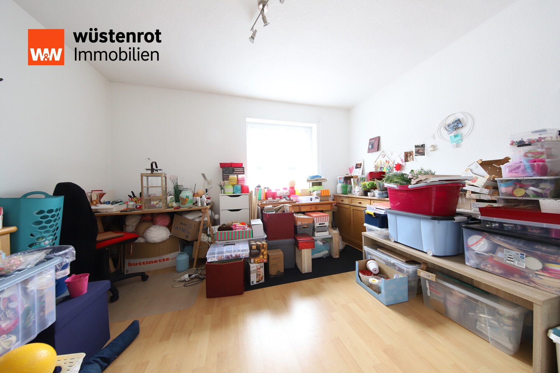 Immobilienangebot - Dietenheim - Alle - Lichtdurchflutete 3,5-Zimmer-Eigentumswohnung mit großem Süd-West-Balkon in angenehmer Wohnlage!