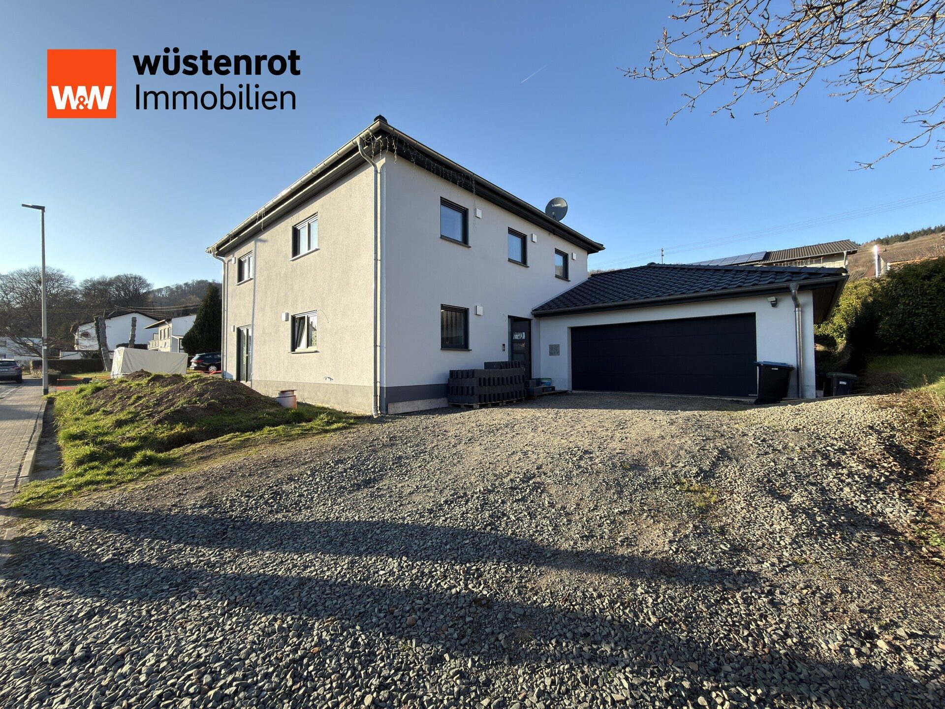 Immobilienangebot - Reichweiler - Alle - Wunderschönes, geräumiges Einfamilienhaus bei Freisen in ruhiger Wohnlage mit Top Autobahnanbindung!