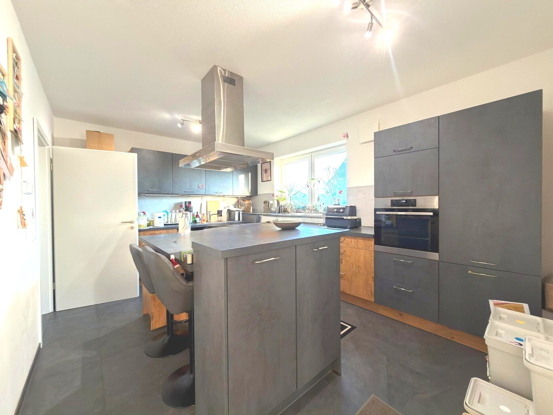 Immobilienangebot - Reichweiler - Alle - Wunderschönes, geräumiges Einfamilienhaus bei Freisen in ruhiger Wohnlage mit Top Autobahnanbindung!