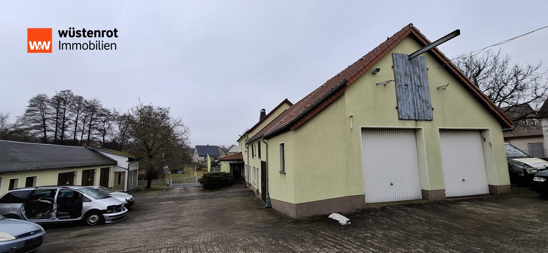 Immobilienangebot - Neukirch - Alle - Wohnhaus mit Nebengelass, Garagen und Verkau3fspavillon
