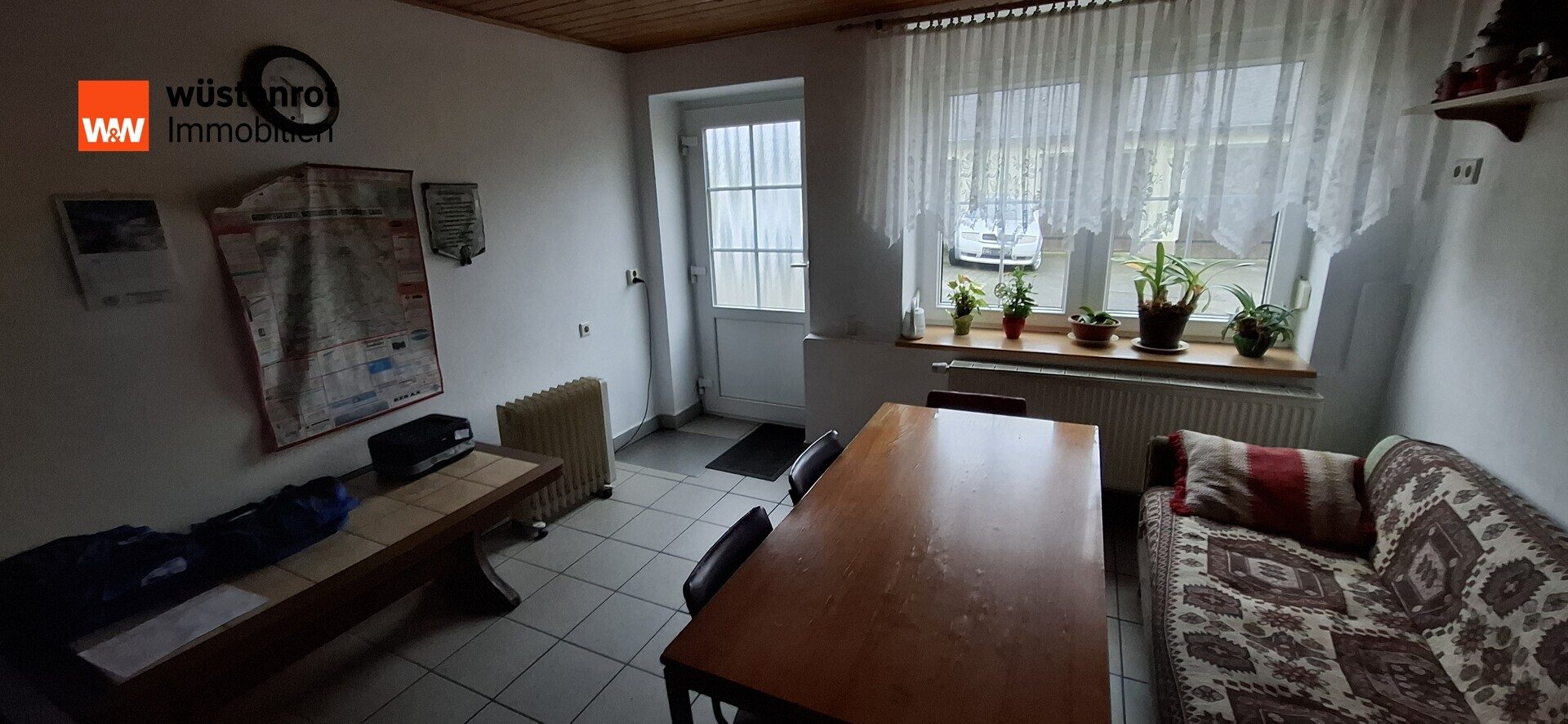 Immobilienangebot - Neukirch - Alle - Wohnhaus mit Nebengelass, Garagen und Verkau3fspavillon