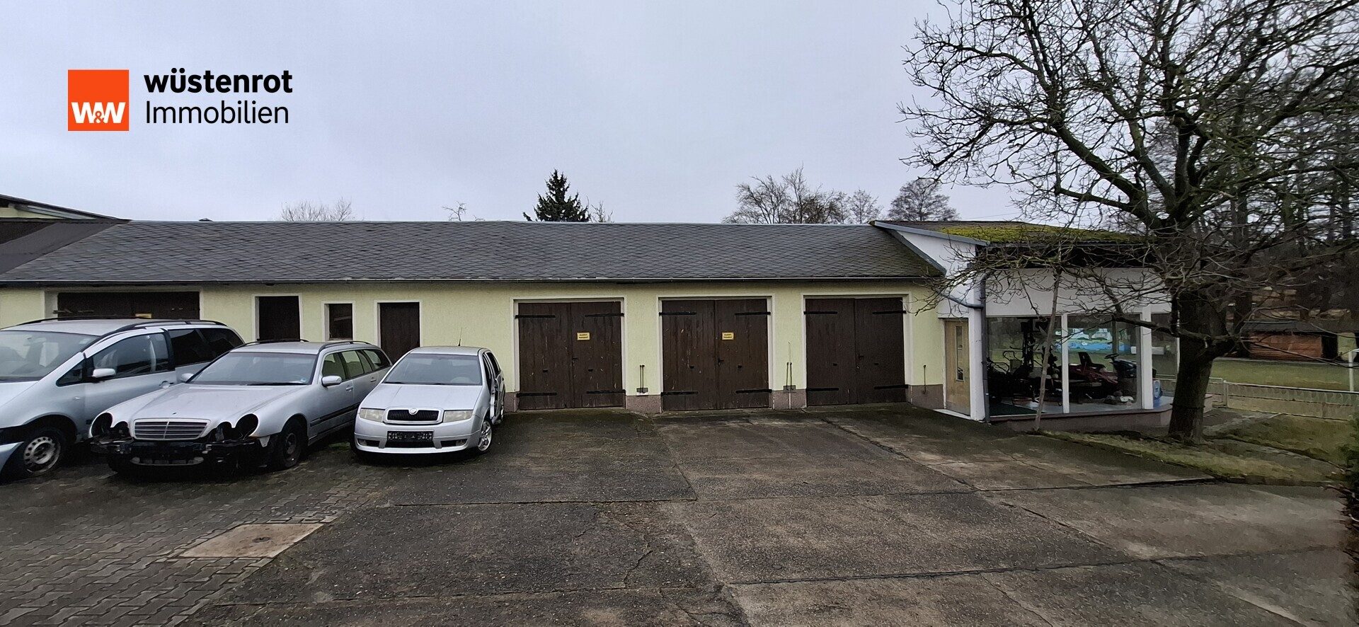 Immobilienangebot - Neukirch - Alle - Wohnhaus mit Nebengelass, Garagen und Verkau3fspavillon