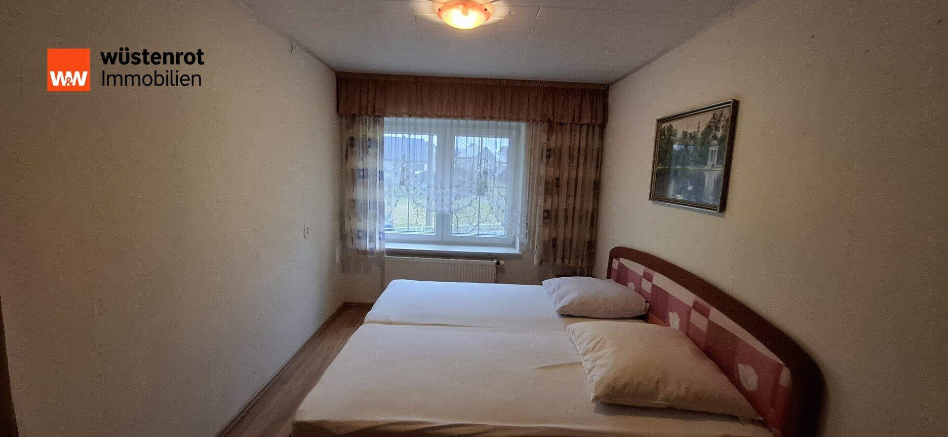 Immobilienangebot - Neukirch - Alle - Wohnhaus mit Nebengelass, Garagen und Verkau3fspavillon