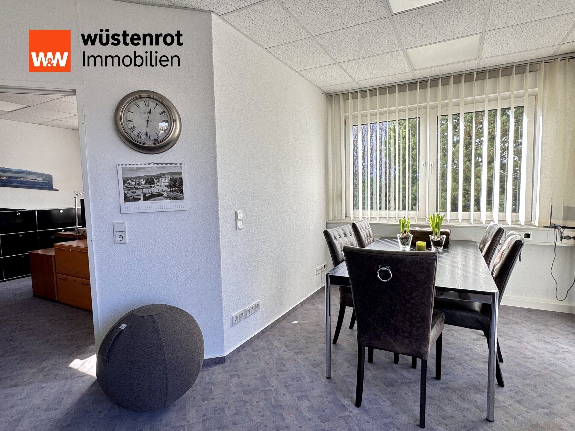 Immobilienangebot - Kirchen - Alle - Büroräume in ruhiger Lage, Parkplätze vorhanden