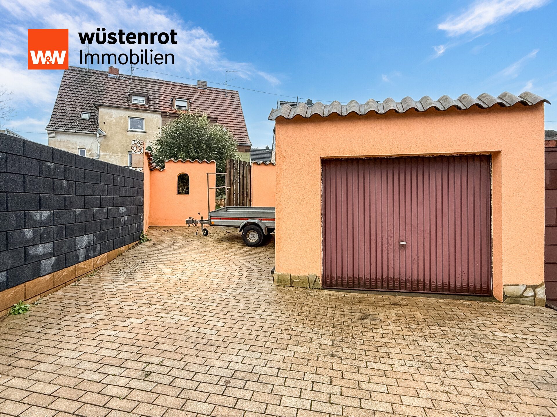 Immobilienangebot - Völklingen - Alle - Wohnen am Heidstock – Gepflegte Immobilie mit sonniger Terrasse & Garage