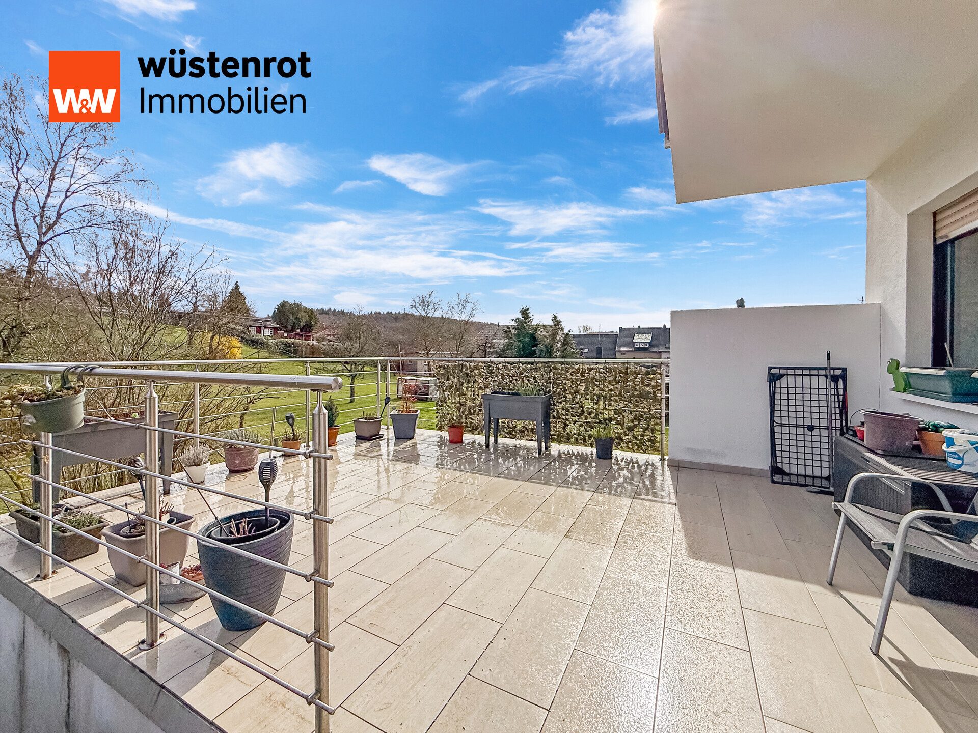 Immobilienangebot - Beckingen / Reimsbach - Alle - Schönes Einfamilienhaus mit zwei vermieteten Einheiten & zusätzlichem Ausbaupotenzial