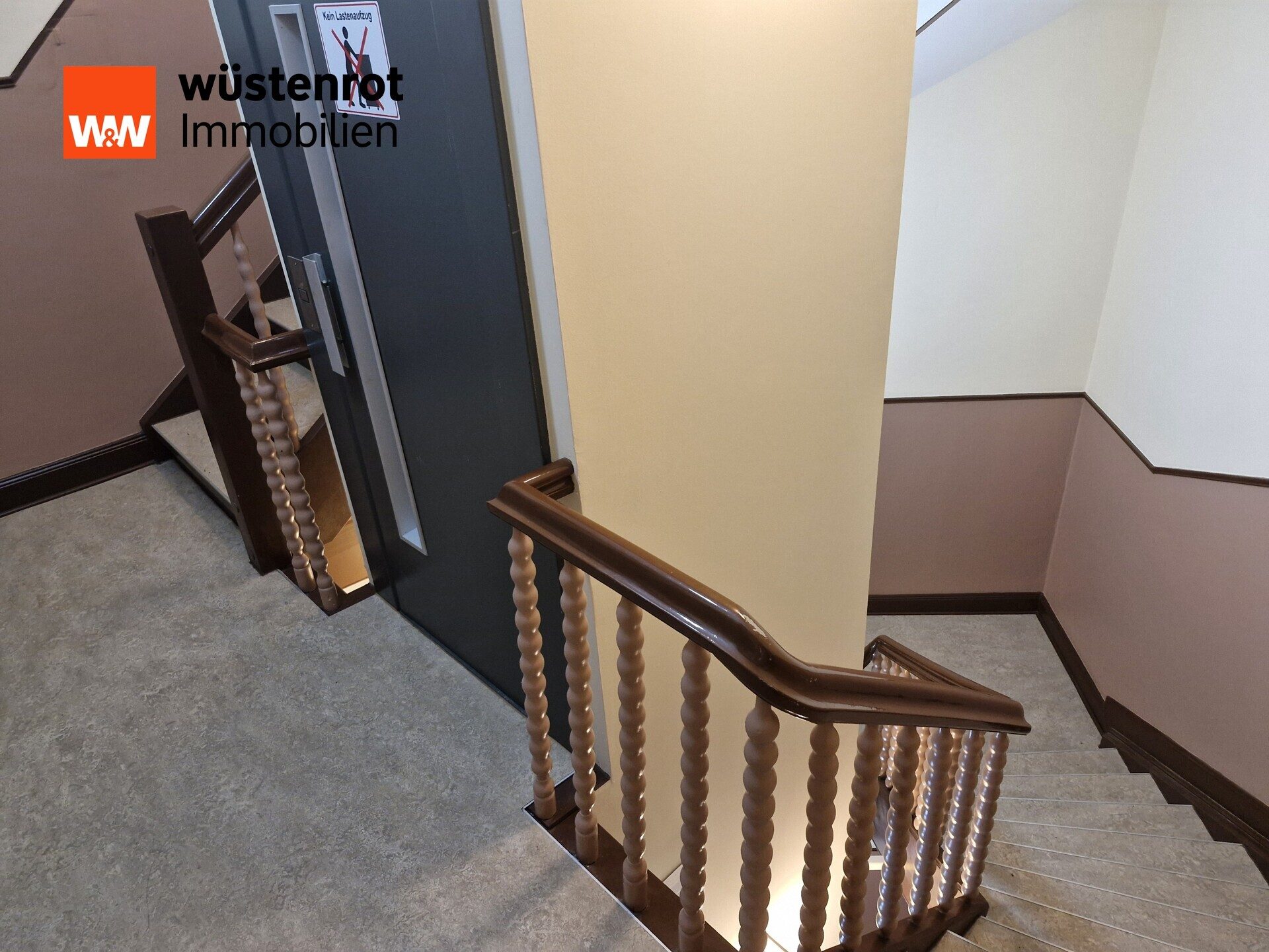 Immobilienangebot - Kassel - Alle - Vermietete 2-Zimmer-ETW mit Lift in wertvoller Citylage VORDERER WESTEN