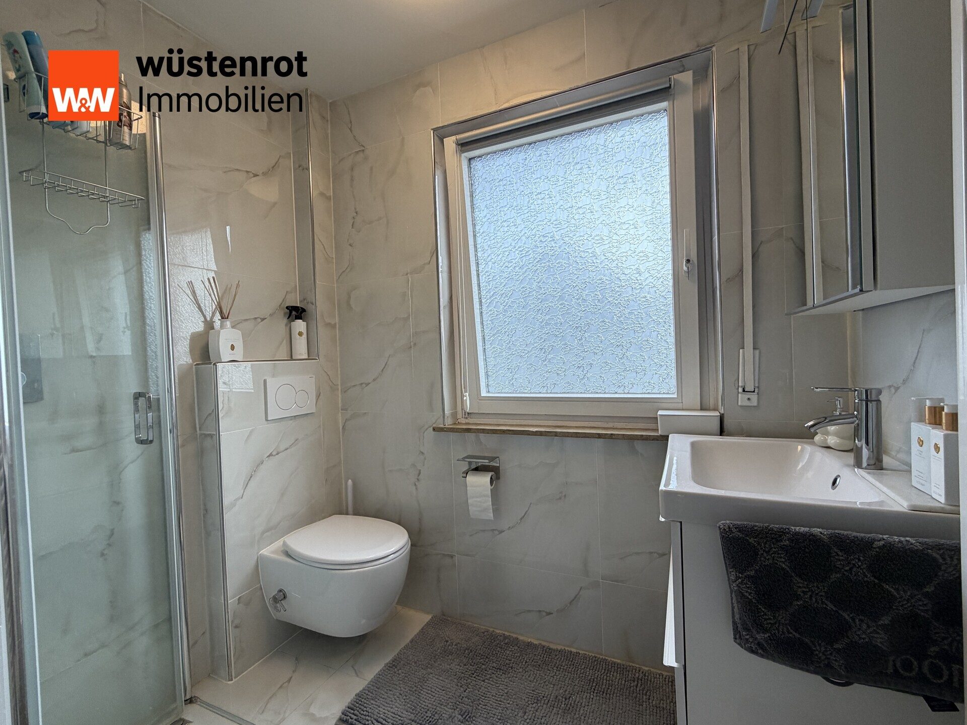 Immobilienangebot - Kirchheim unter Teck - Alle - Attraktives Reihenmittelhaus in begehrter Wohnlage mit Garten