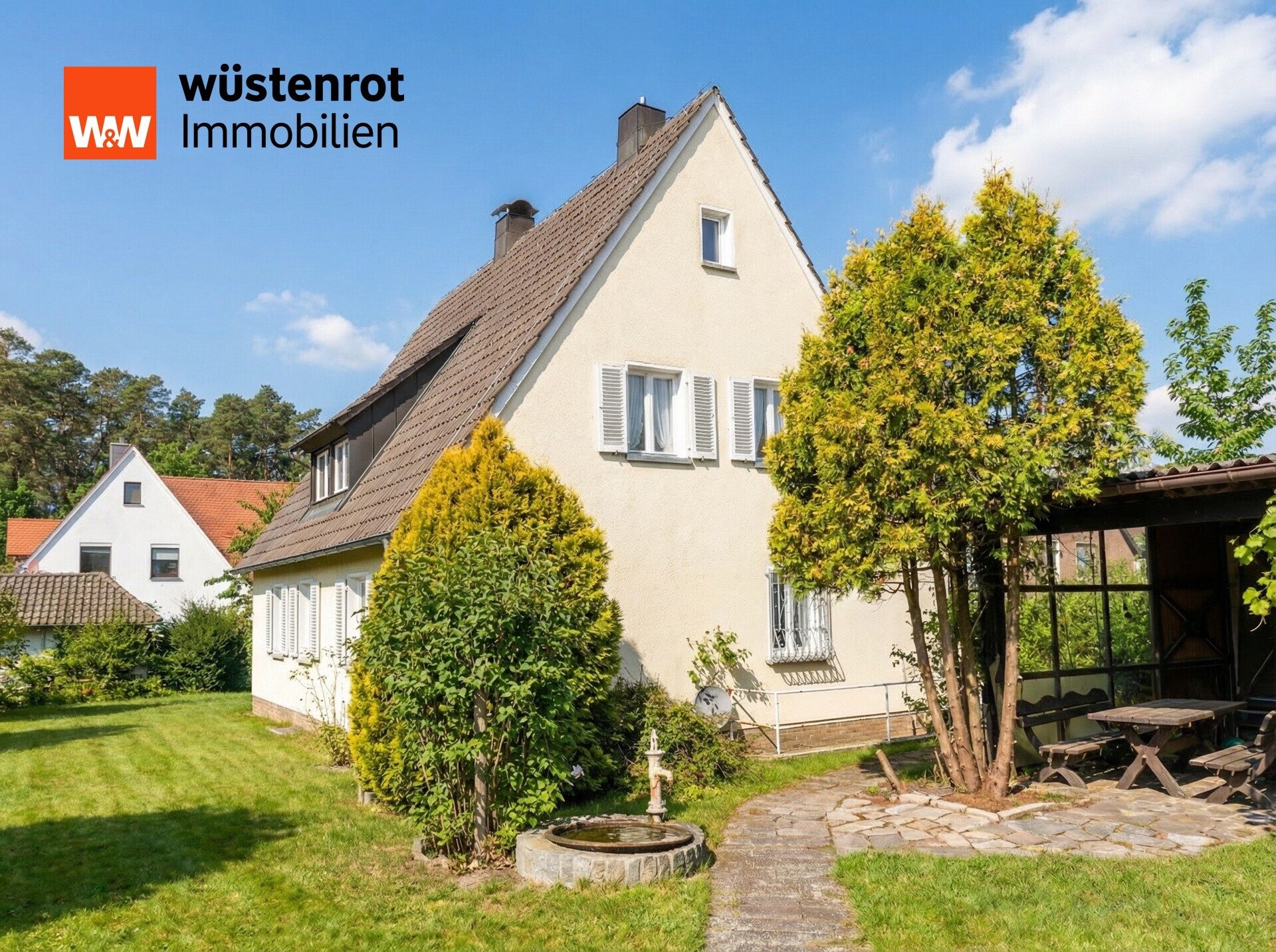 Immobilienangebot - Eckental - Alle - Ihr Projekt beginnt hier: 
Einfamilienhaus mit großem Grundstück und Perspektive