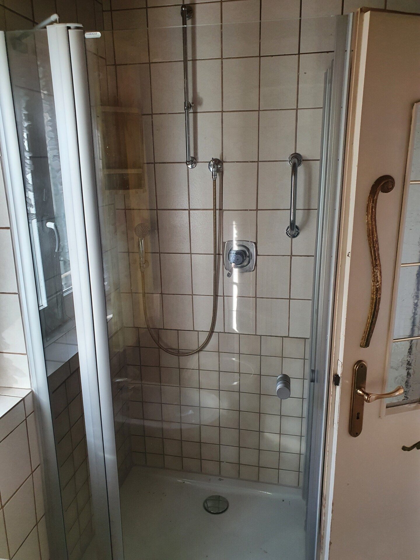 Immobilienangebot - Eckental / Eckenhaid - Alle - Ihr Projekt beginnt hier:
Einfamilienhaus mit großem Grundstück und Perspektive