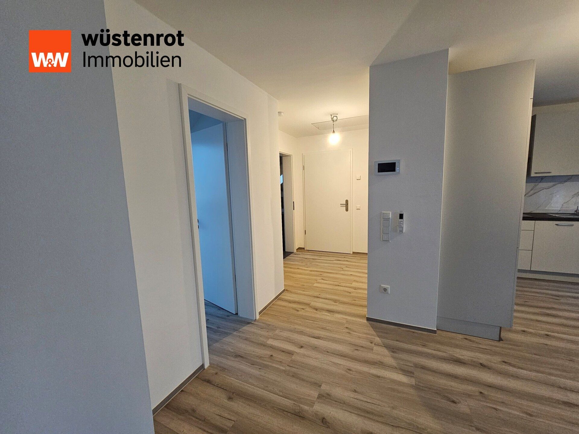 Immobilienangebot - Lahntal / Sterzhausen - Alle - Großzügige moderne 5-Zimmerwohnung mit Komfort und Dachterrasse in Lahntal-Sterzhausen