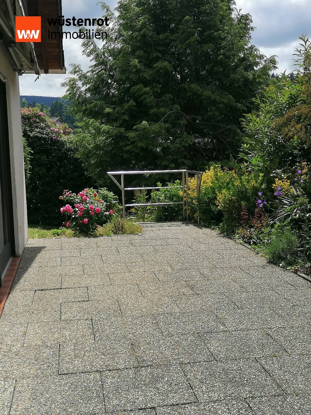 Immobilienangebot - Gernsbach - Alle - Traumhaftes Anwesen mit 2 Wohnungen in herrlicher Aussichtslage!