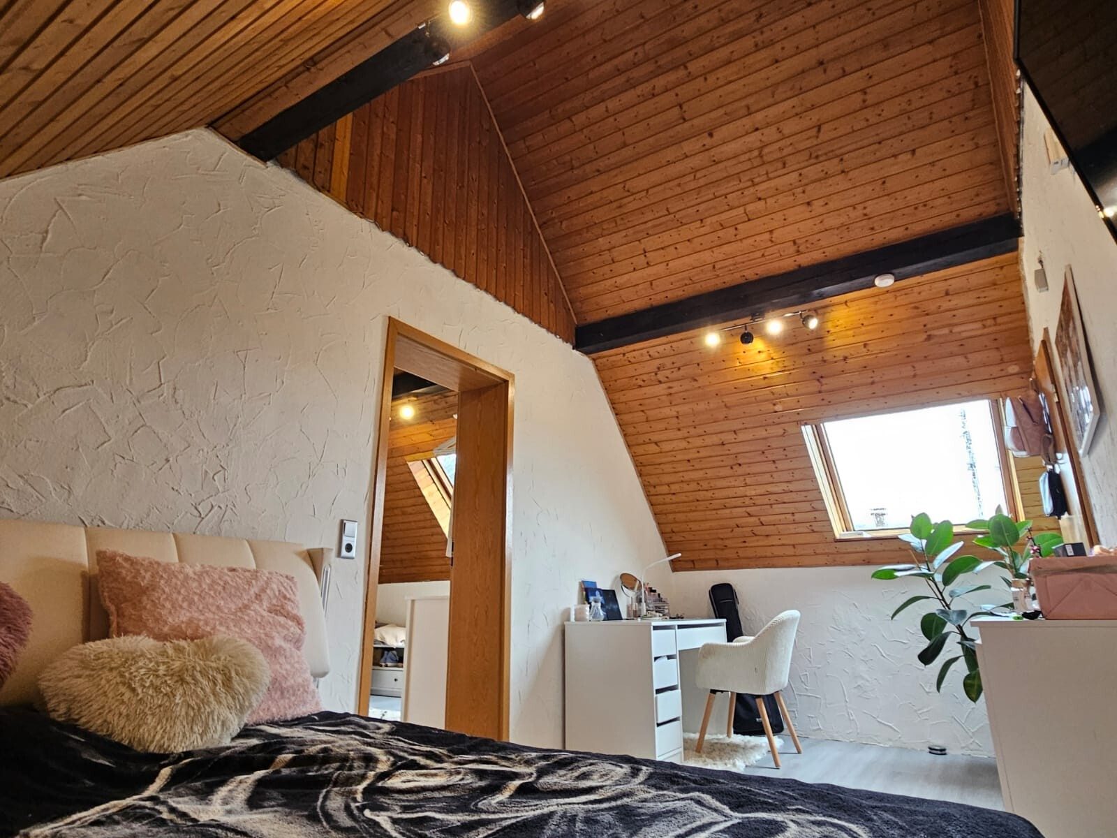 Immobilienangebot - Mettlach - Alle - Groß, Grün, Grenznah - Perfekt für Mehrgenerationswohnen und Berufspendler - bis zu 3 Whg möglich!