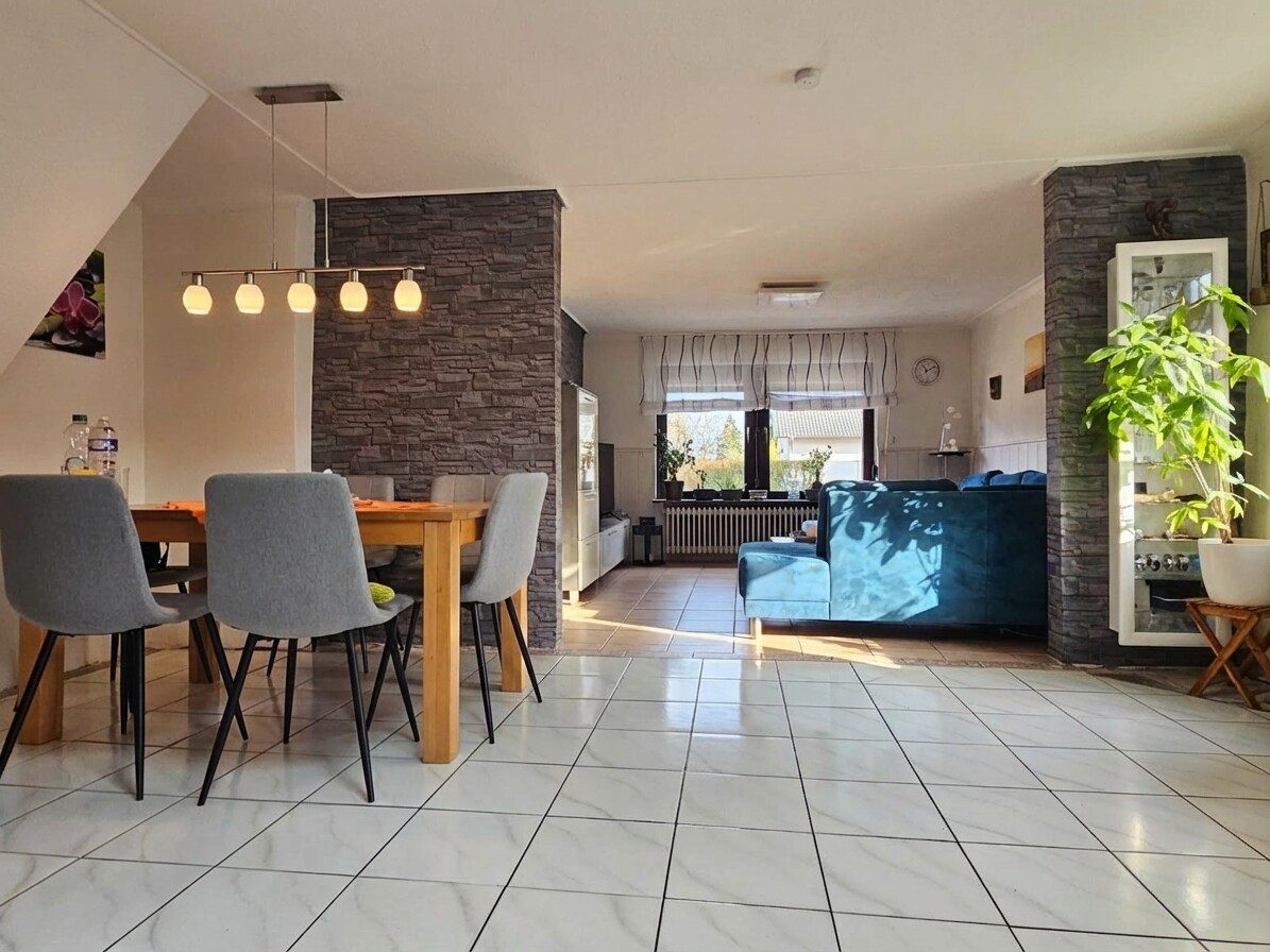 Immobilienangebot - Mettlach - Alle - Groß, Grün, Grenznah - Perfekt für Mehrgenerationswohnen und Berufspendler - bis zu 3 Whg möglich!