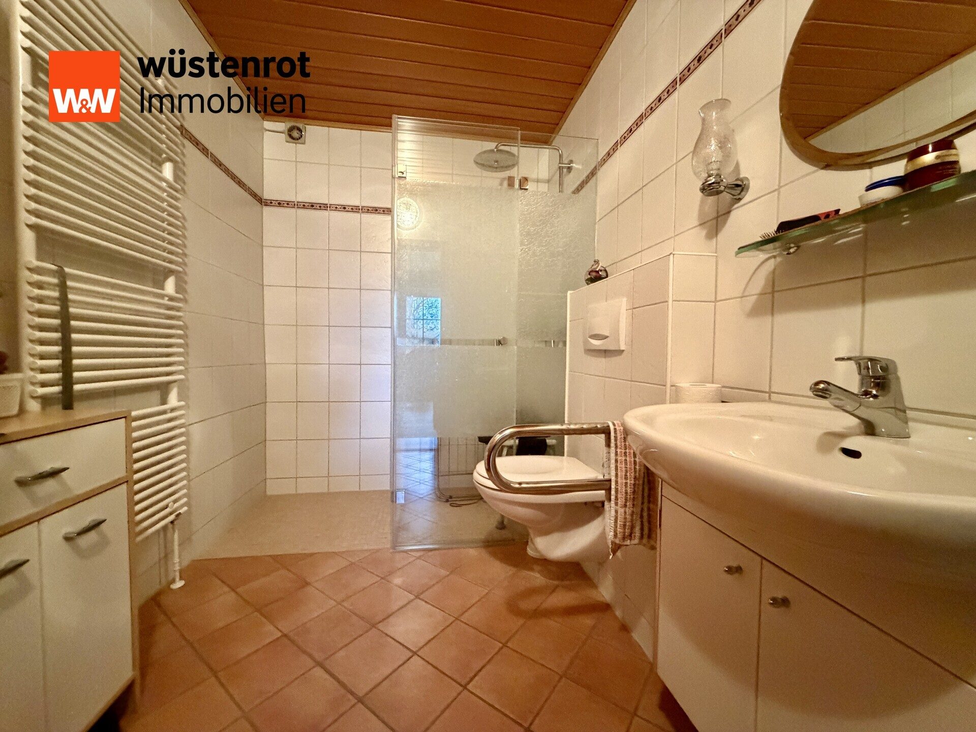 Immobilienangebot - Hohnhorst / Ohndorf - Alle - Aus 2 mach 3 - TOP gepflegtes 2 Familienhaus mir DREI Wohnungen (Rückbau möglich)