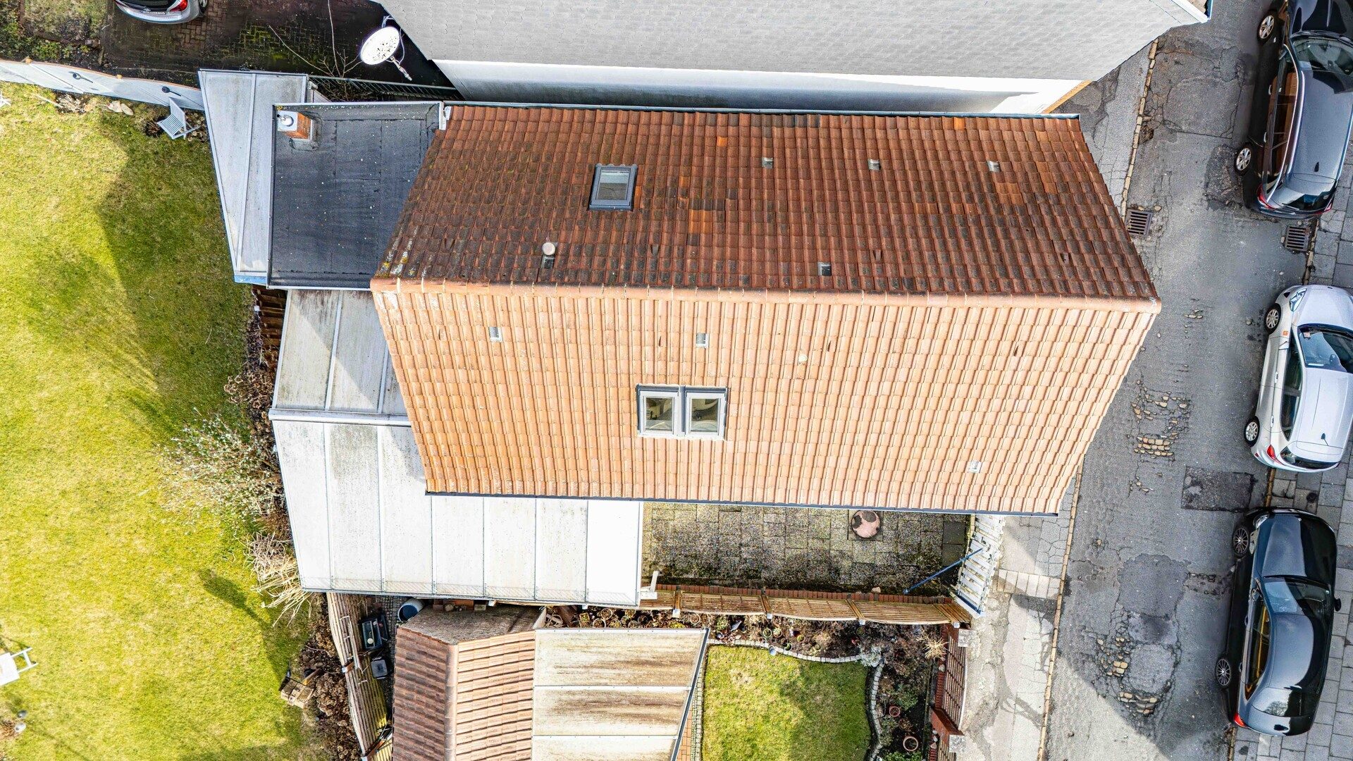 Immobilienangebot - Bremen - Alle - Charmantes Einfamilienhaus mit 3 Zimmern und 2 Bädern – modernisiert & sofort verfügbar