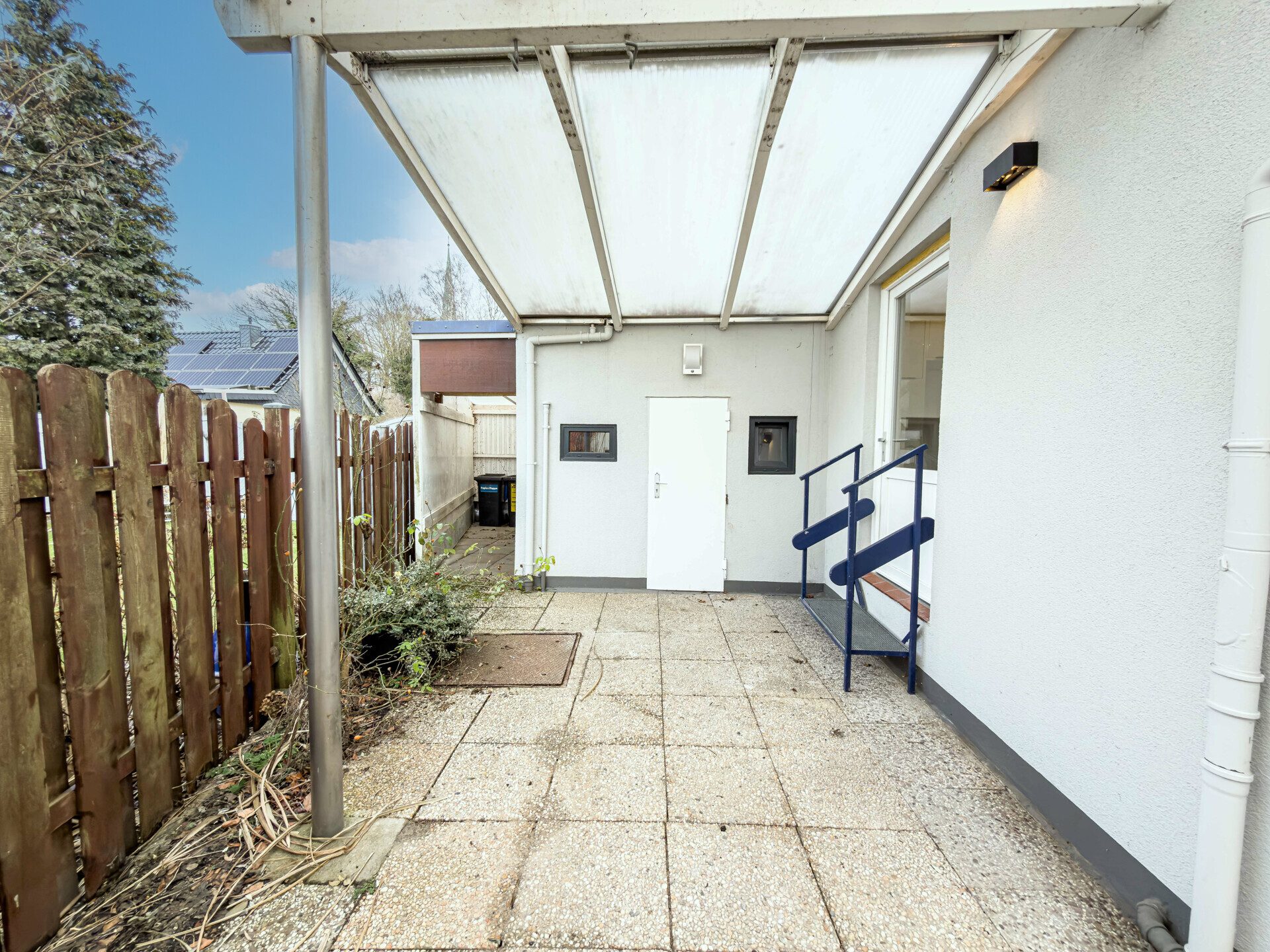 Immobilienangebot - Bremen - Alle - Charmantes Einfamilienhaus mit 3 Zimmern und 2 Bädern – modernisiert & sofort verfügbar