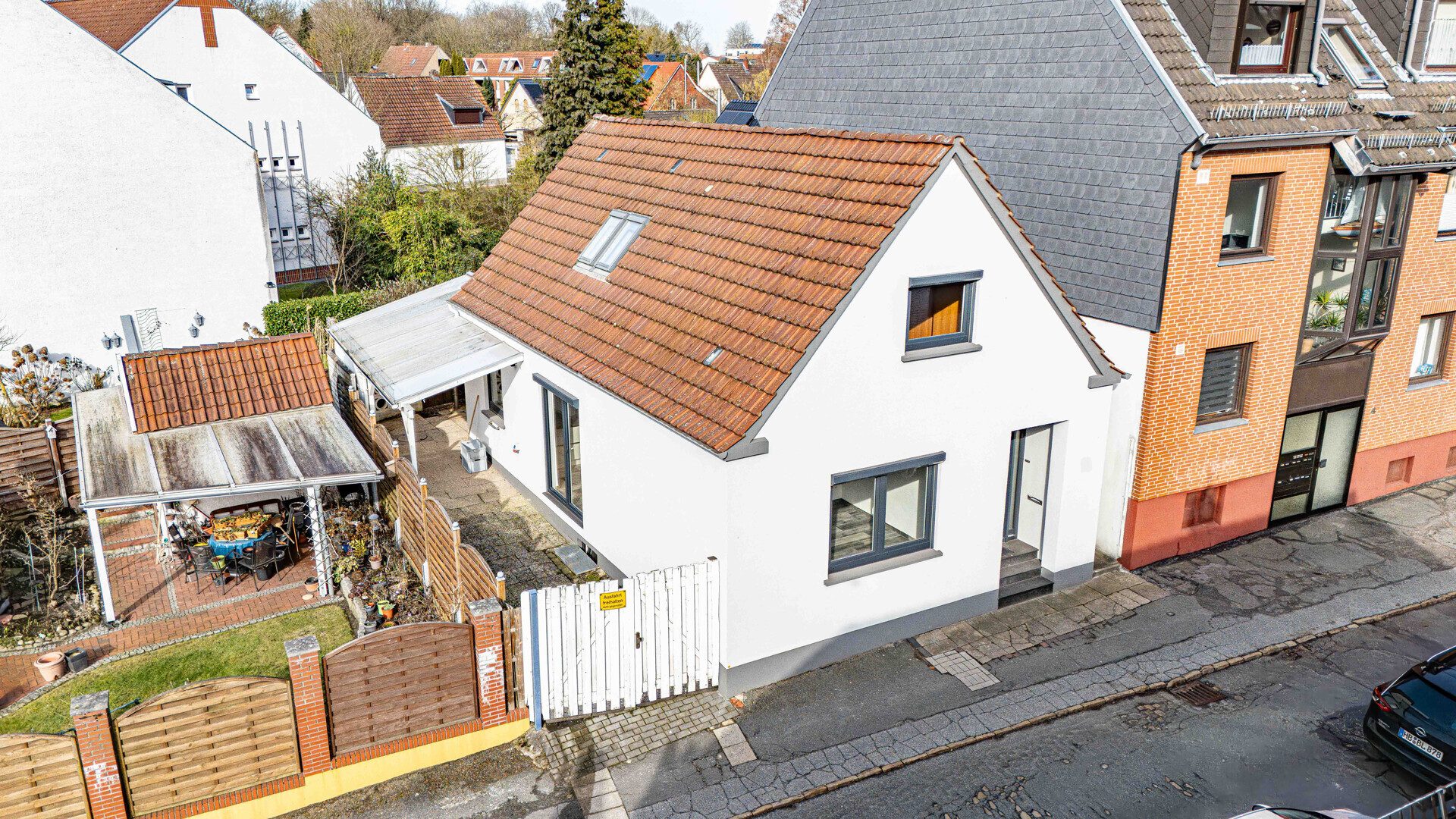 Immobilienangebot - Bremen - Alle - Charmantes Einfamilienhaus mit 3 Zimmern und 2 Bädern – modernisiert & sofort verfügbar