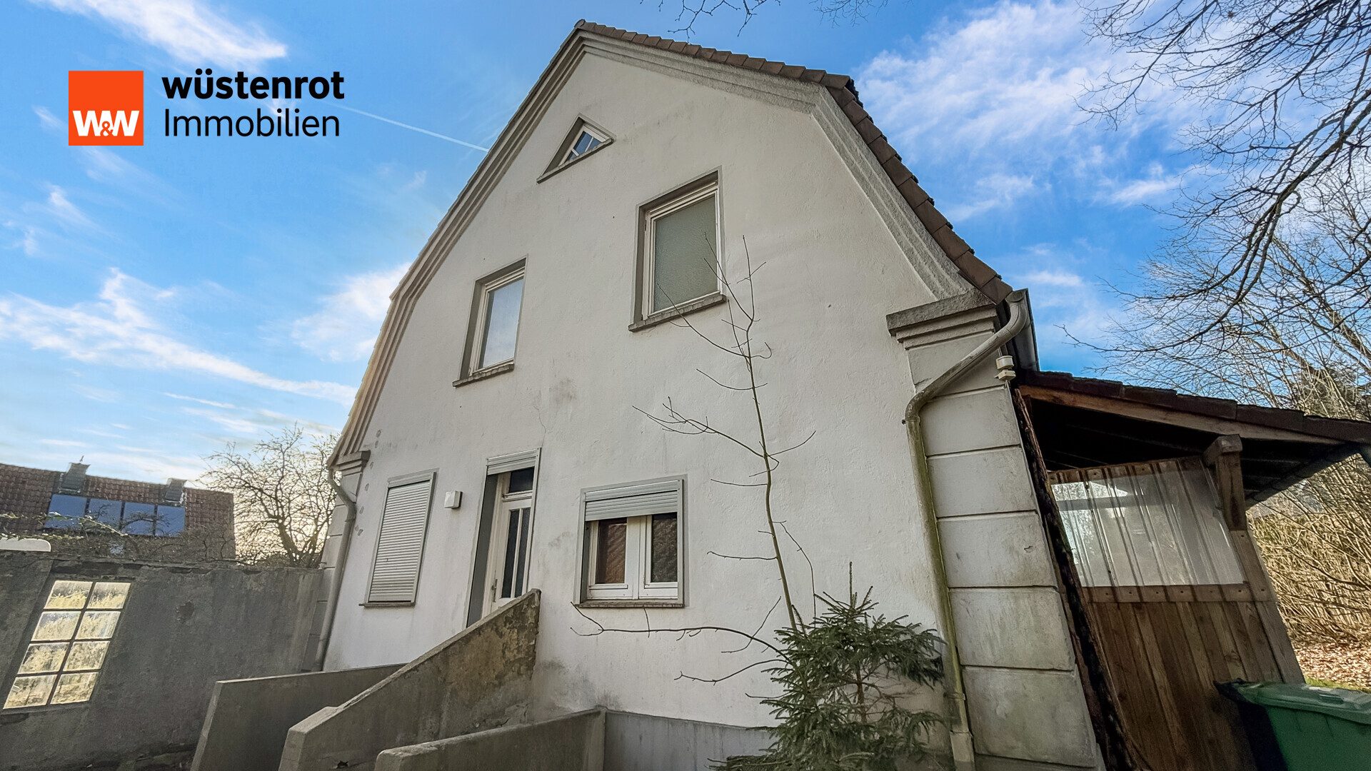 Immobilienangebot - Wankendorf - Alle - Charmantes Einfamilienhaus mit Mansardendach und großem Garten