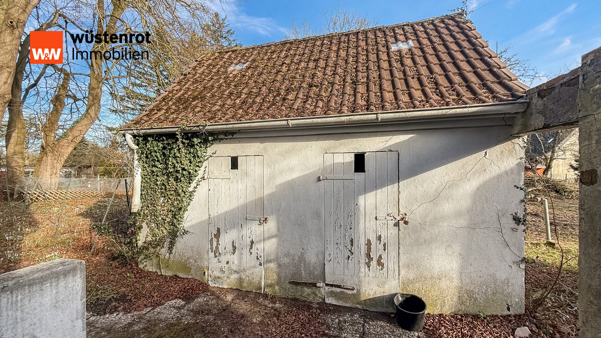 Immobilienangebot - Wankendorf - Alle - Charmantes Einfamilienhaus mit Mansardendach und großem Garten