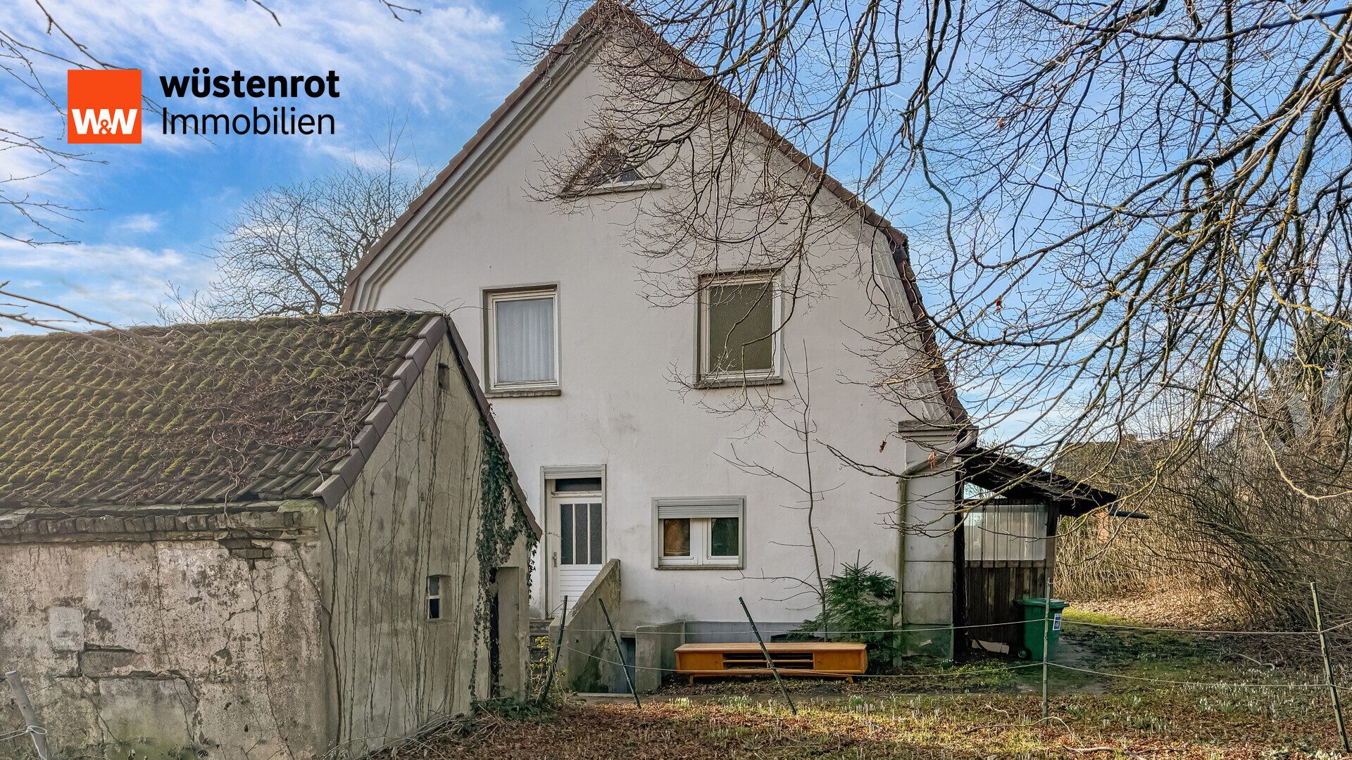 Immobilienangebot - Wankendorf - Alle - Charmantes Einfamilienhaus mit Mansardendach und großem Garten