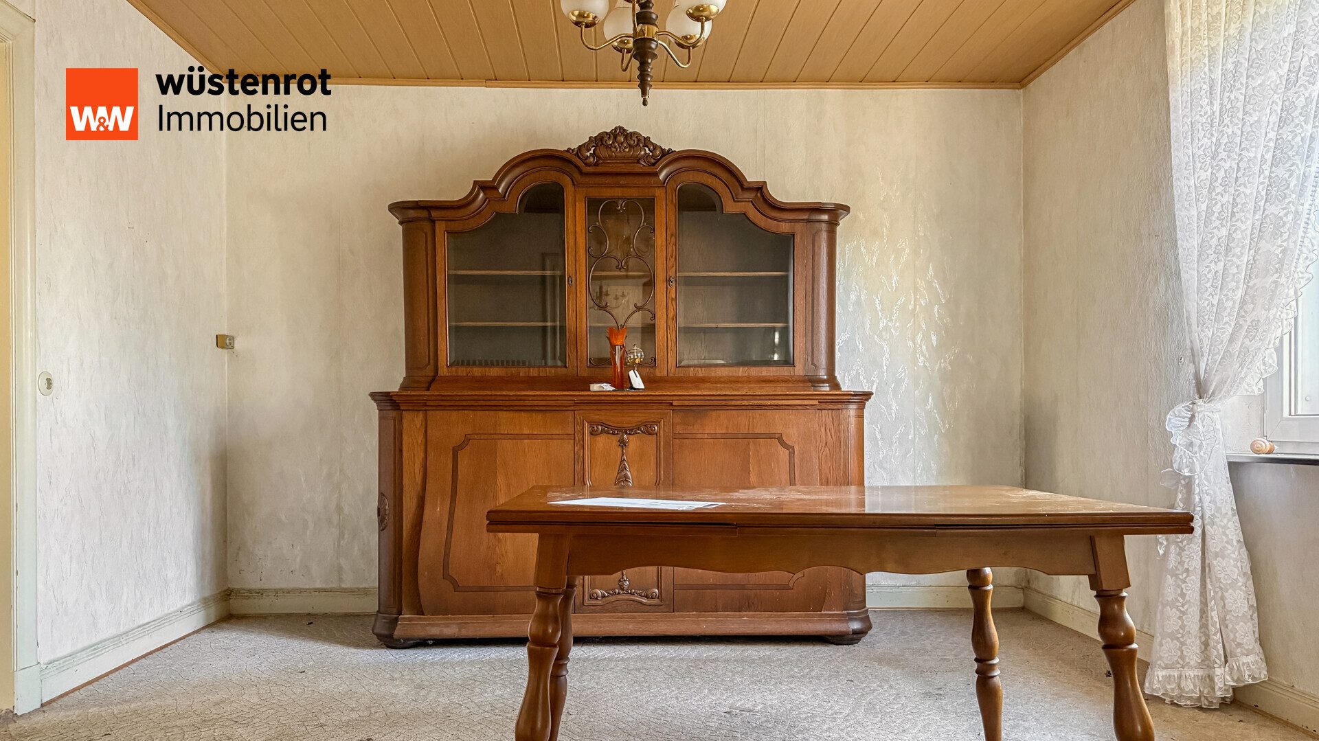 Immobilienangebot - Wankendorf - Alle - Charmantes Einfamilienhaus mit Mansardendach und großem Garten