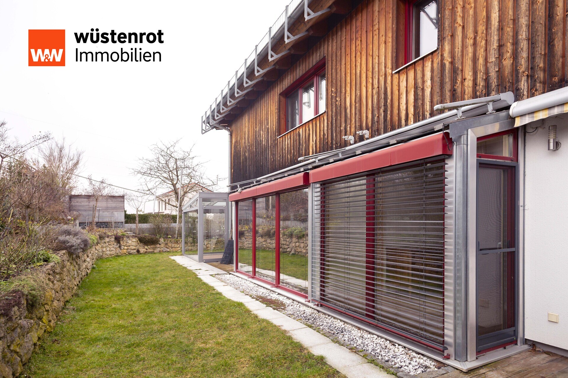Immobilienangebot - Pfaffenhofen an der Ilm / Affalterbach - Alle - Mit A+ energetisch top! Modernes Familienhaus mit großer Einliegerwohnung und Pool