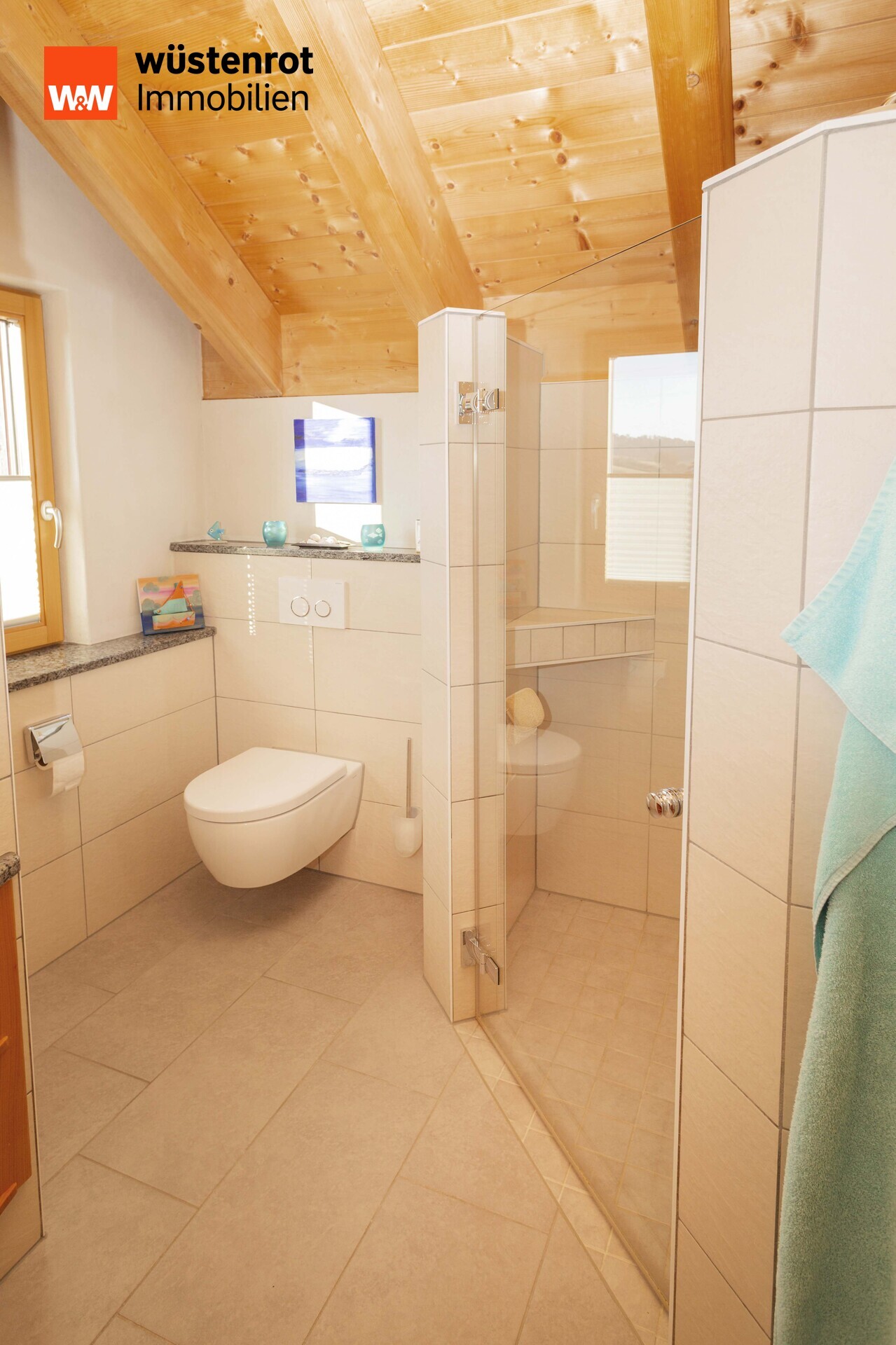 Immobilienangebot - Pfaffenhofen an der Ilm / Affalterbach - Alle - Mit A+ energetisch top! Modernes Familienhaus mit großer Einliegerwohnung und Pool