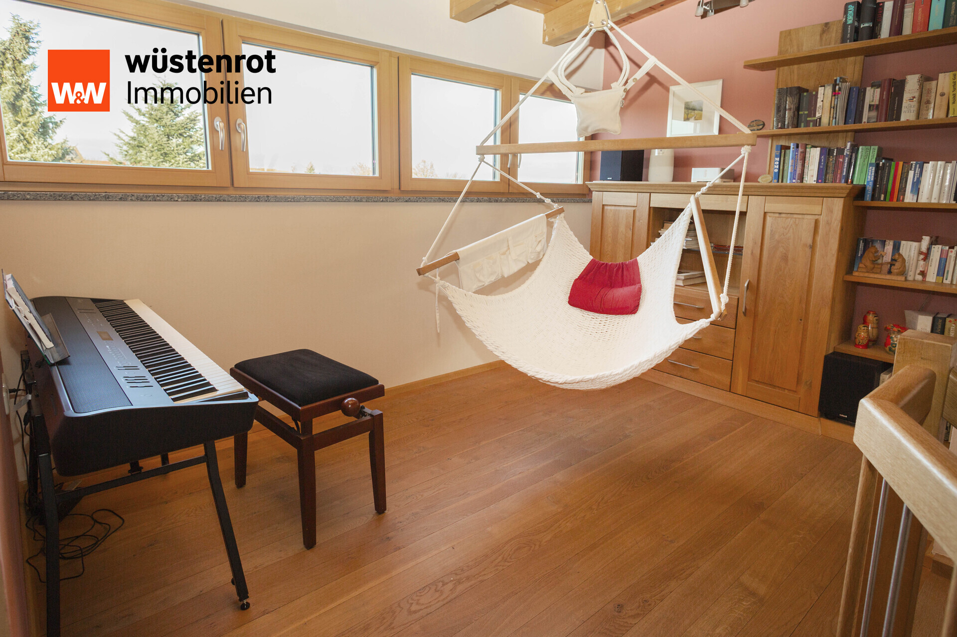 Immobilienangebot - Pfaffenhofen an der Ilm / Affalterbach - Alle - Mit A+ energetisch top! Modernes Familienhaus mit großer Einliegerwohnung und Pool
