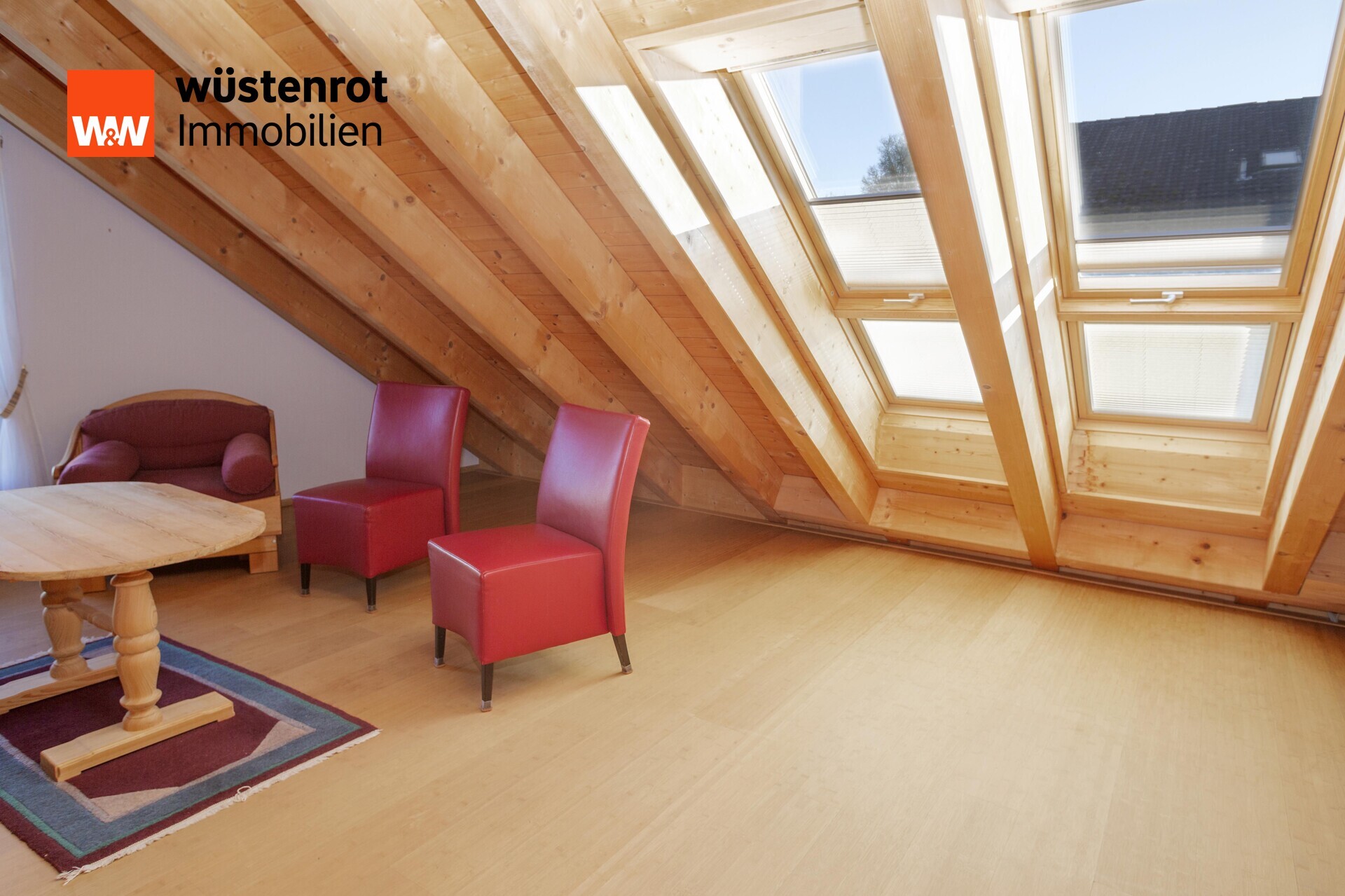 Immobilienangebot - Pfaffenhofen an der Ilm / Affalterbach - Alle - Mit A+ energetisch top! Modernes Familienhaus mit großer Einliegerwohnung und Pool