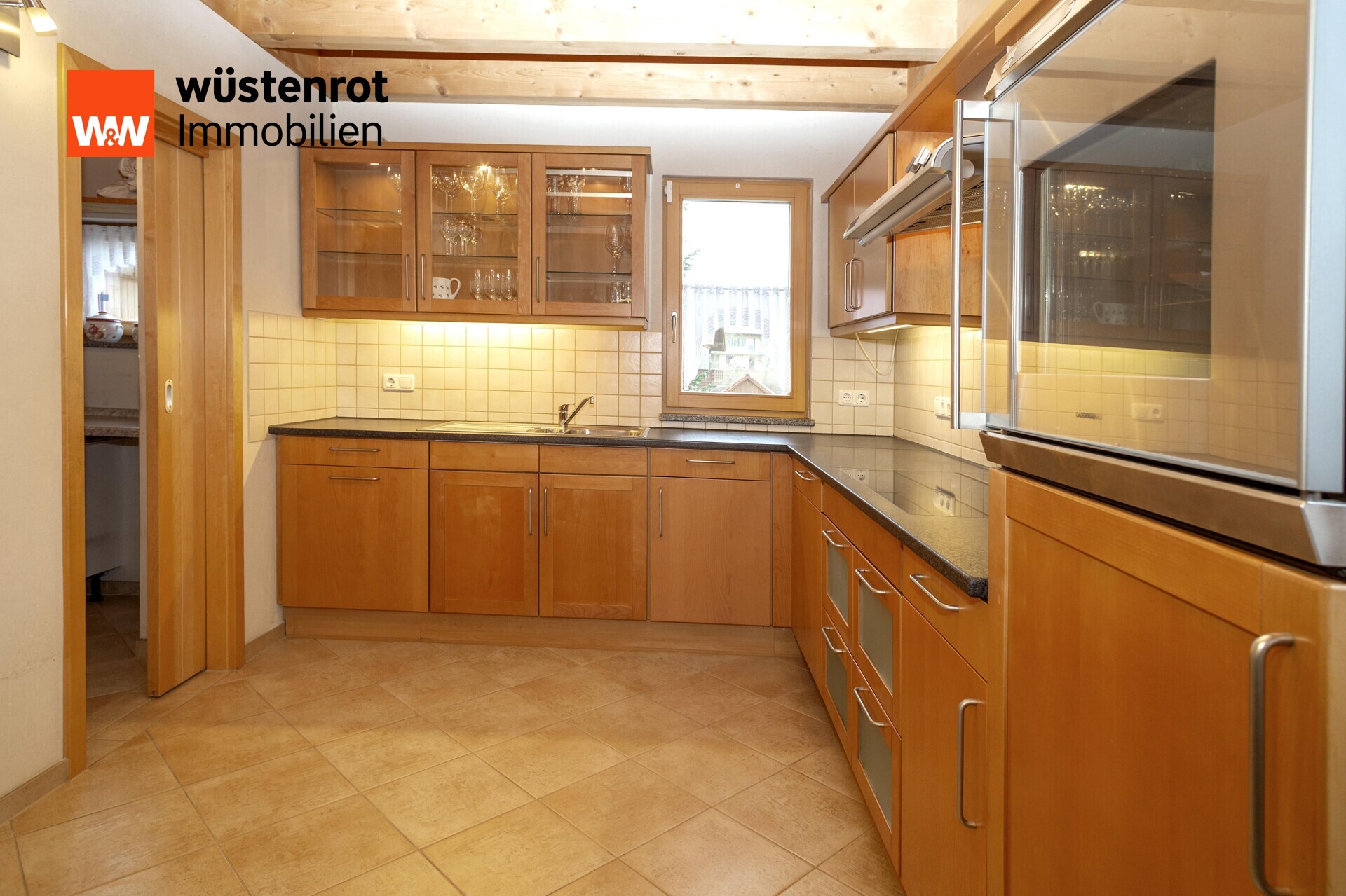 Immobilienangebot - Pfaffenhofen an der Ilm / Affalterbach - Alle - Mit A+ energetisch top! Modernes Familienhaus mit großer Einliegerwohnung und Pool