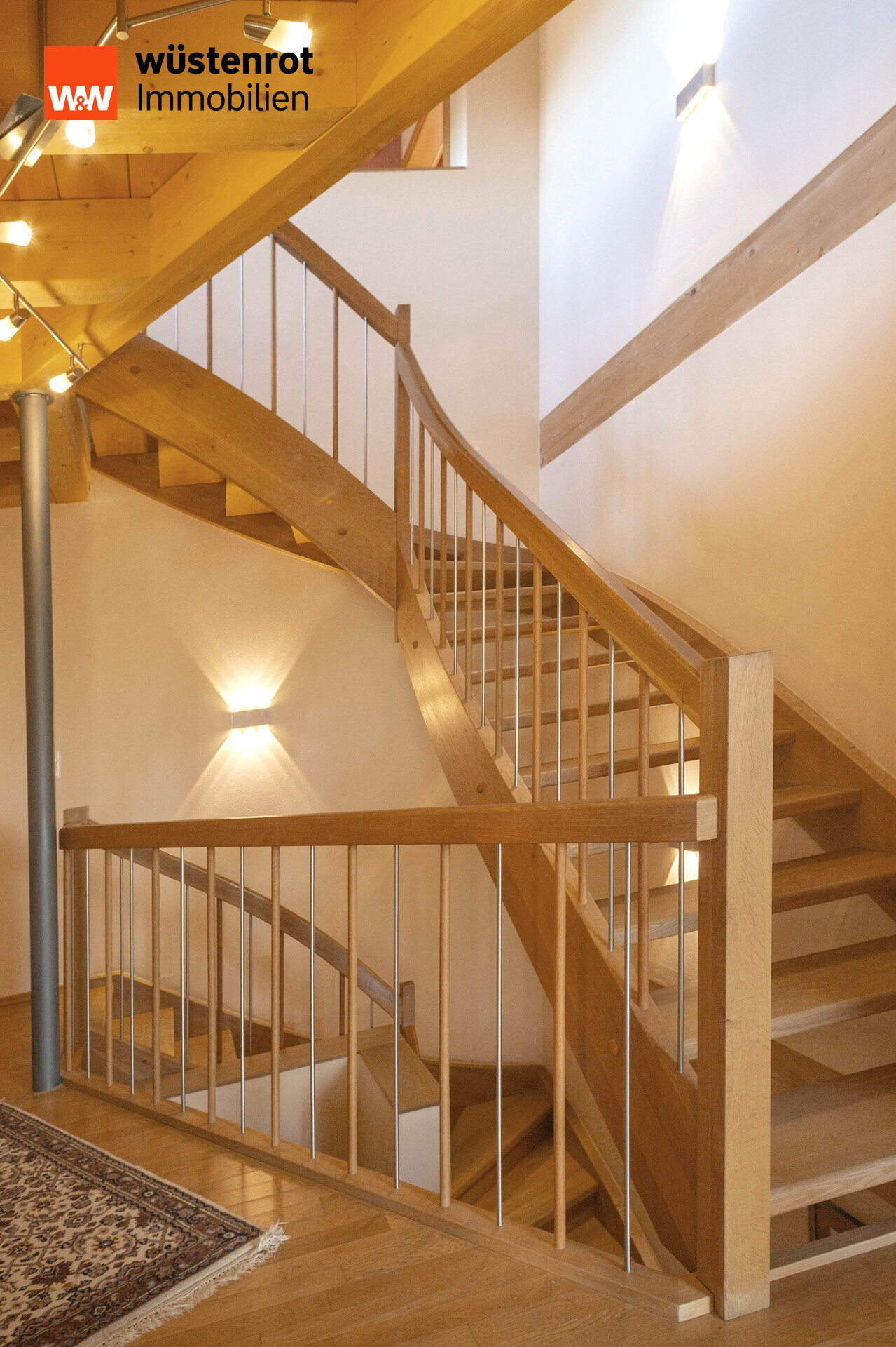 Immobilienangebot - Pfaffenhofen an der Ilm / Affalterbach - Alle - Mit A+ energetisch top! Modernes Familienhaus mit großer Einliegerwohnung und Pool