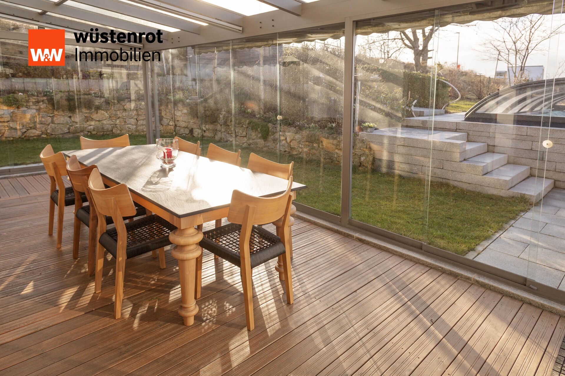 Immobilienangebot - Pfaffenhofen an der Ilm / Affalterbach - Alle - Mit A+ energetisch top! Modernes Familienhaus mit großer Einliegerwohnung und Pool